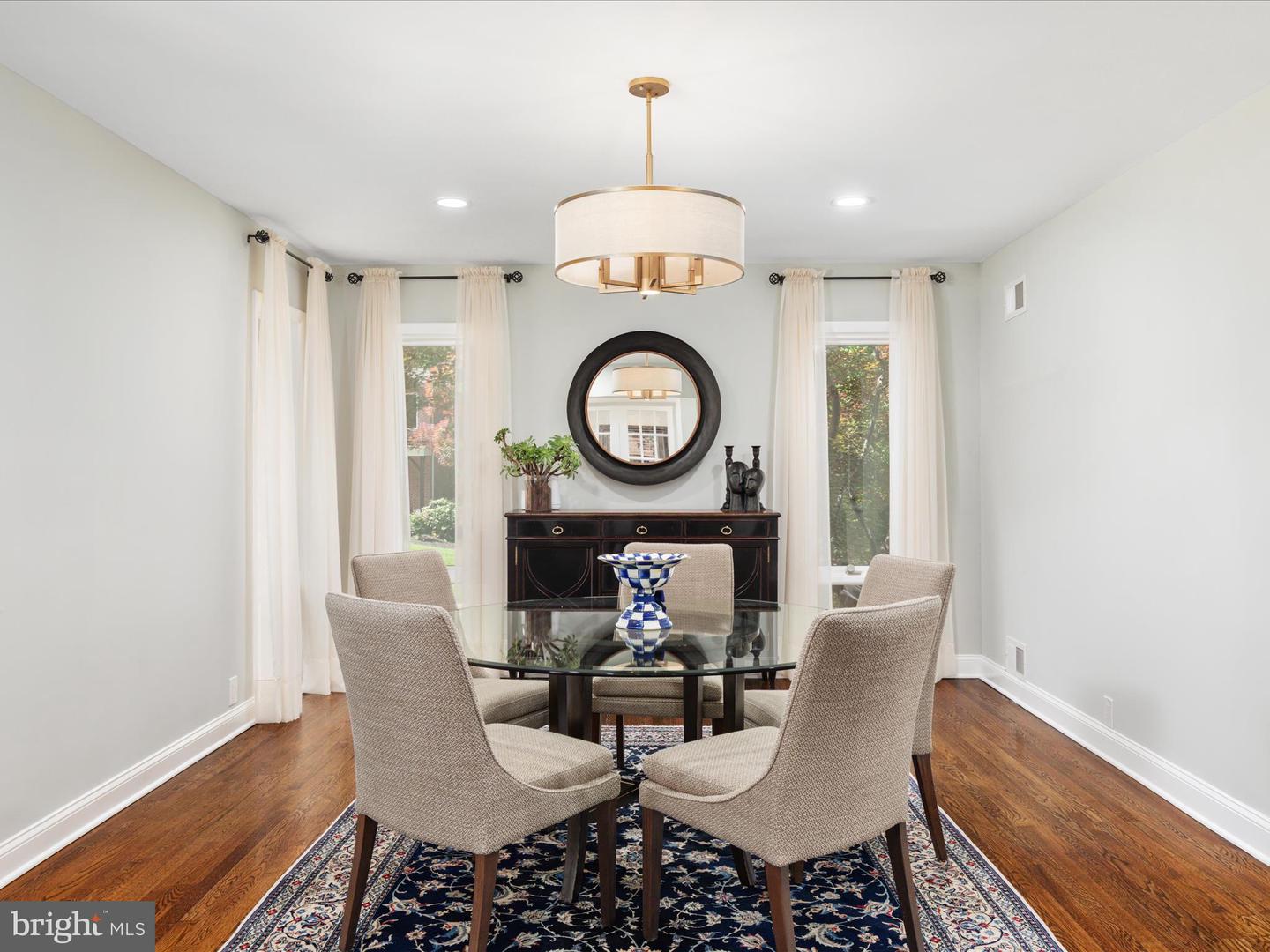 4041 41ST ST N, MCLEAN, Virginia 22101, 5 Bedrooms Bedrooms, ,3 BathroomsBathrooms,Residential,For sale,4041 41ST ST N,VAFX2238536 MLS # VAFX2238536