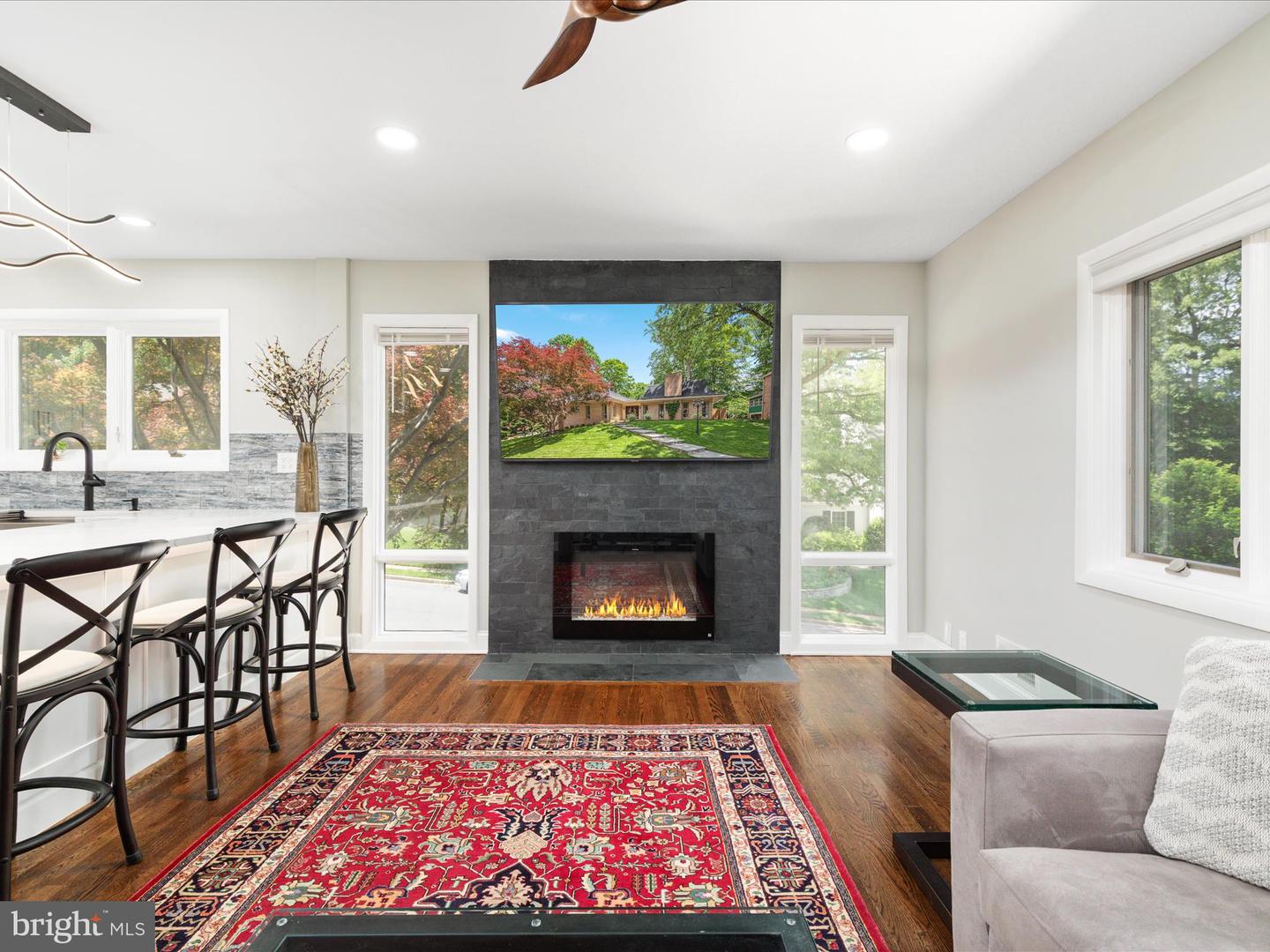 4041 41ST ST N, MCLEAN, Virginia 22101, 5 Bedrooms Bedrooms, ,3 BathroomsBathrooms,Residential,For sale,4041 41ST ST N,VAFX2238536 MLS # VAFX2238536