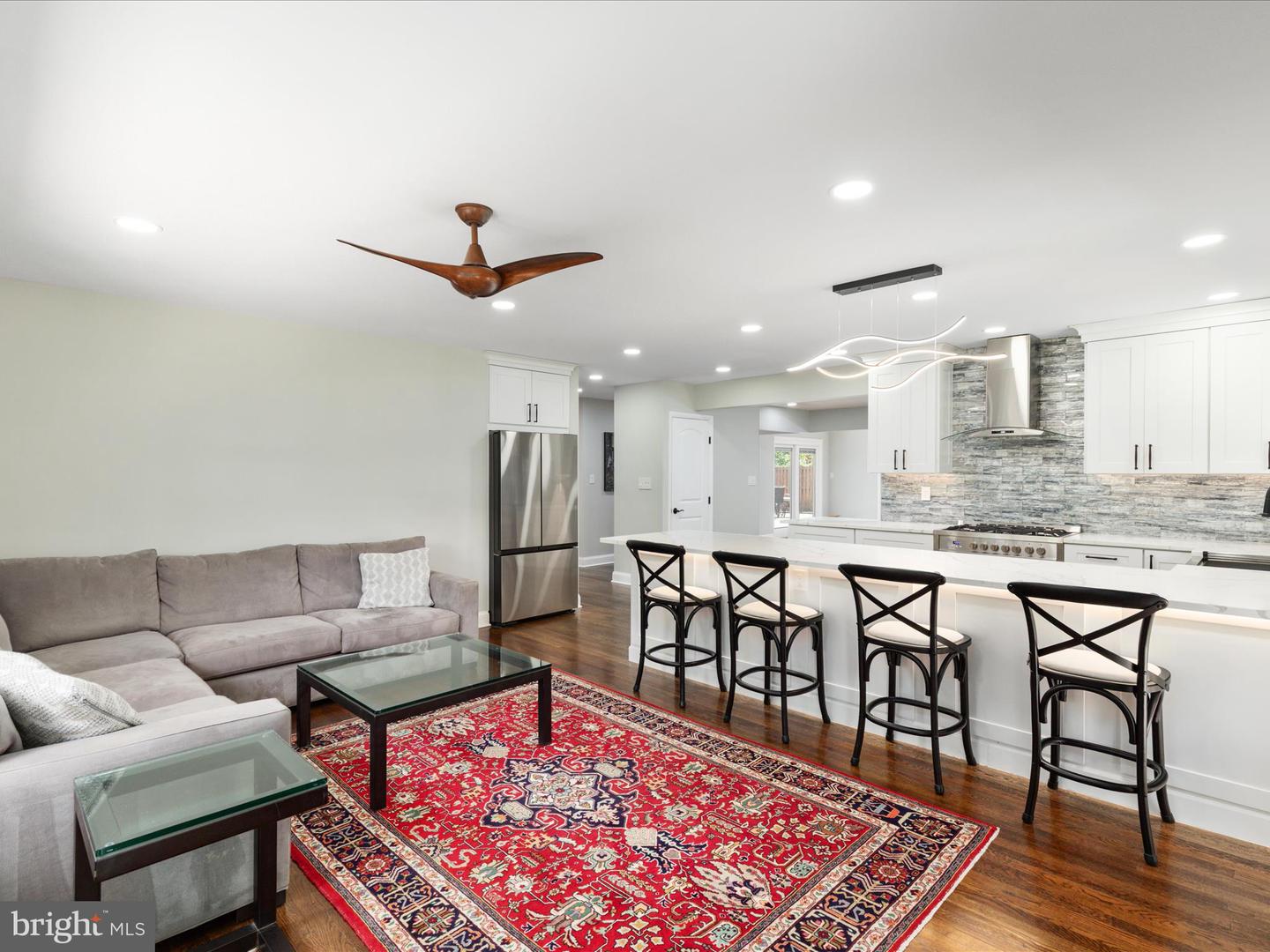 4041 41ST ST N, MCLEAN, Virginia 22101, 5 Bedrooms Bedrooms, ,3 BathroomsBathrooms,Residential,For sale,4041 41ST ST N,VAFX2238536 MLS # VAFX2238536