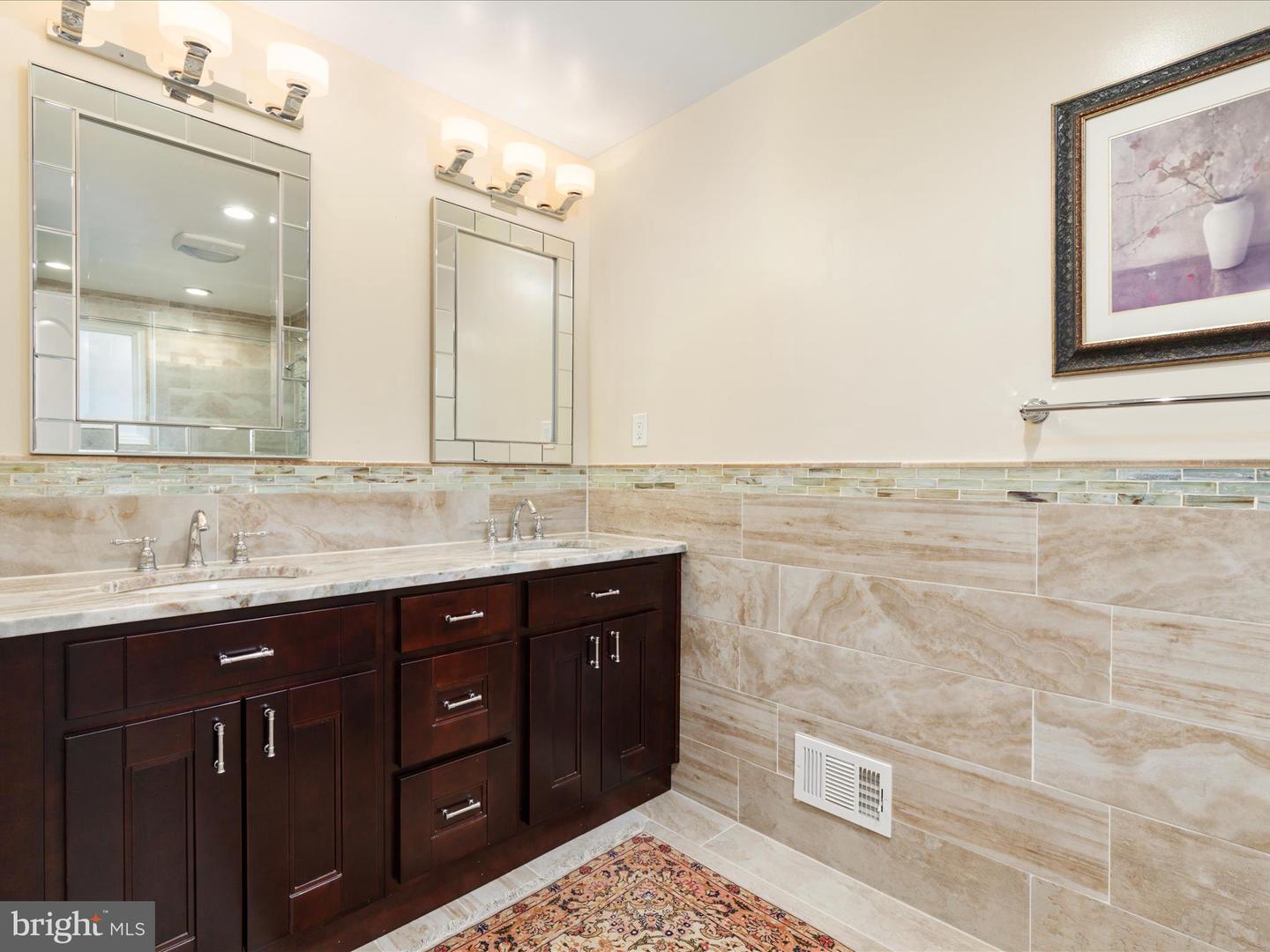 4041 41ST ST N, MCLEAN, Virginia 22101, 5 Bedrooms Bedrooms, ,3 BathroomsBathrooms,Residential,For sale,4041 41ST ST N,VAFX2238536 MLS # VAFX2238536