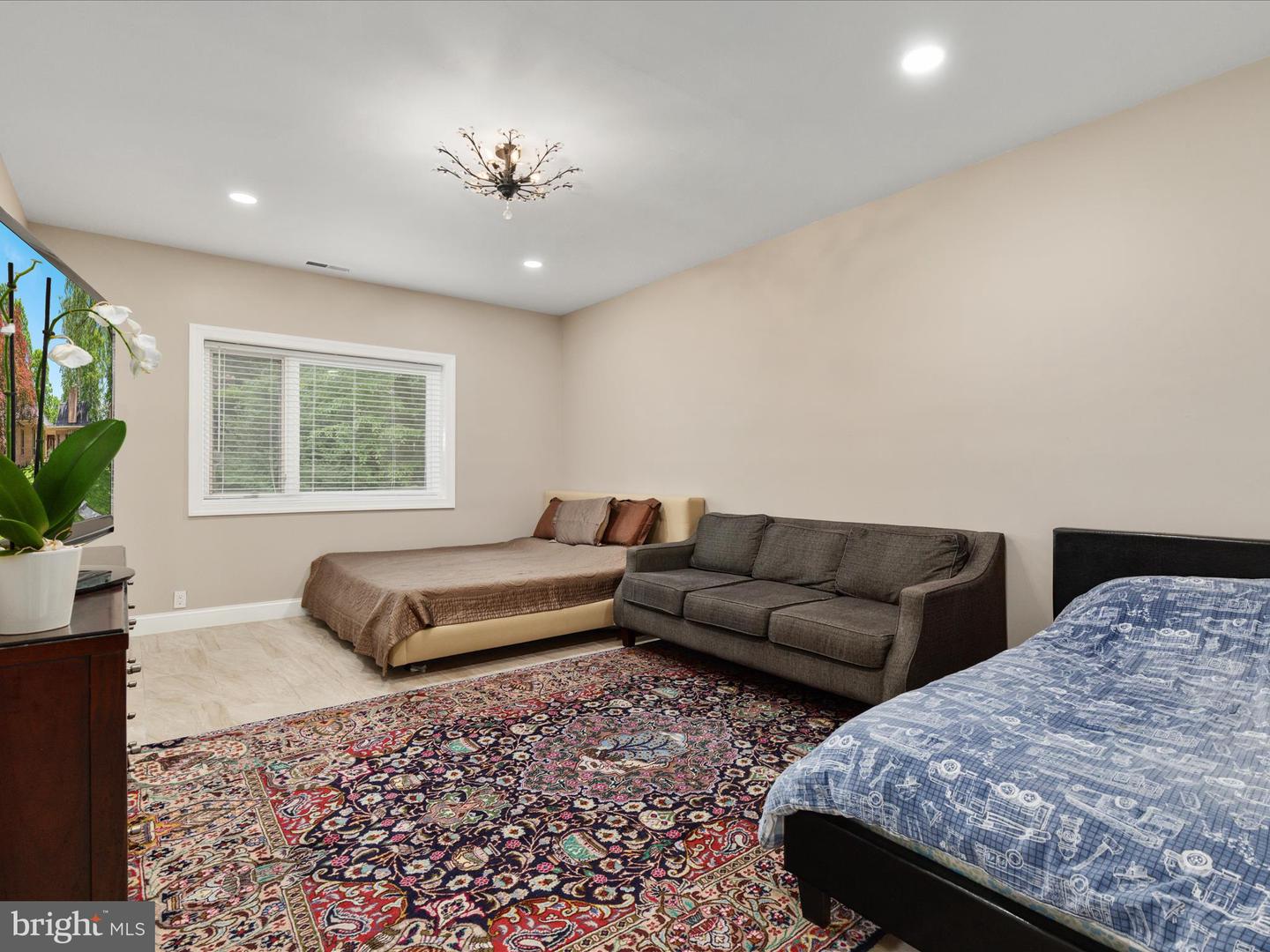 4041 41ST ST N, MCLEAN, Virginia 22101, 5 Bedrooms Bedrooms, ,3 BathroomsBathrooms,Residential,For sale,4041 41ST ST N,VAFX2238536 MLS # VAFX2238536