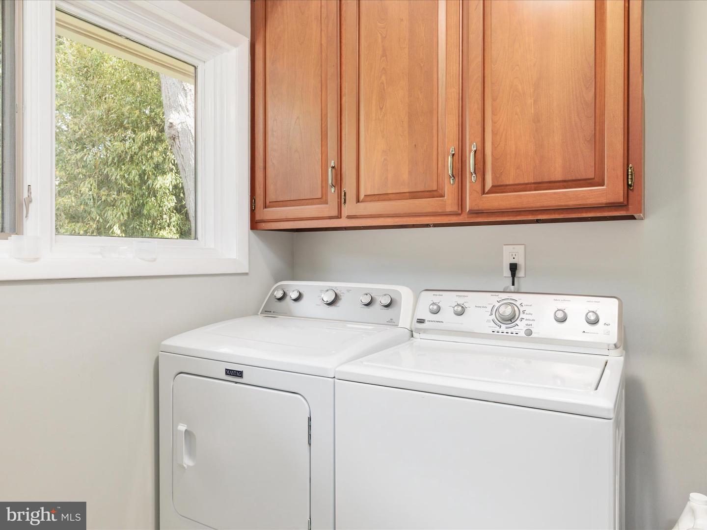 4041 41ST ST N, MCLEAN, Virginia 22101, 5 Bedrooms Bedrooms, ,3 BathroomsBathrooms,Residential,For sale,4041 41ST ST N,VAFX2238536 MLS # VAFX2238536