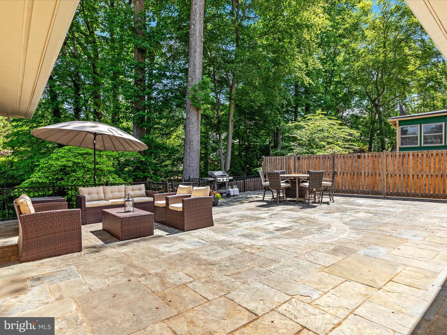 4041 41ST ST N, MCLEAN, Virginia 22101, 5 Bedrooms Bedrooms, ,3 BathroomsBathrooms,Residential,For sale,4041 41ST ST N,VAFX2238536 MLS # VAFX2238536