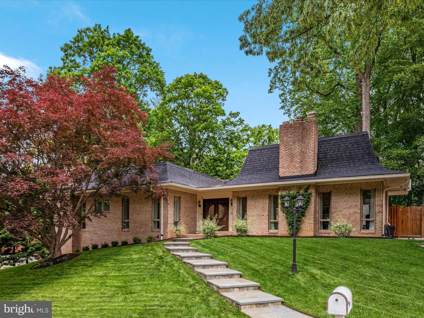 4041 41ST ST N, MCLEAN, Virginia 22101, 5 Bedrooms Bedrooms, ,3 BathroomsBathrooms,Residential,For sale,4041 41ST ST N,VAFX2238536 MLS # VAFX2238536