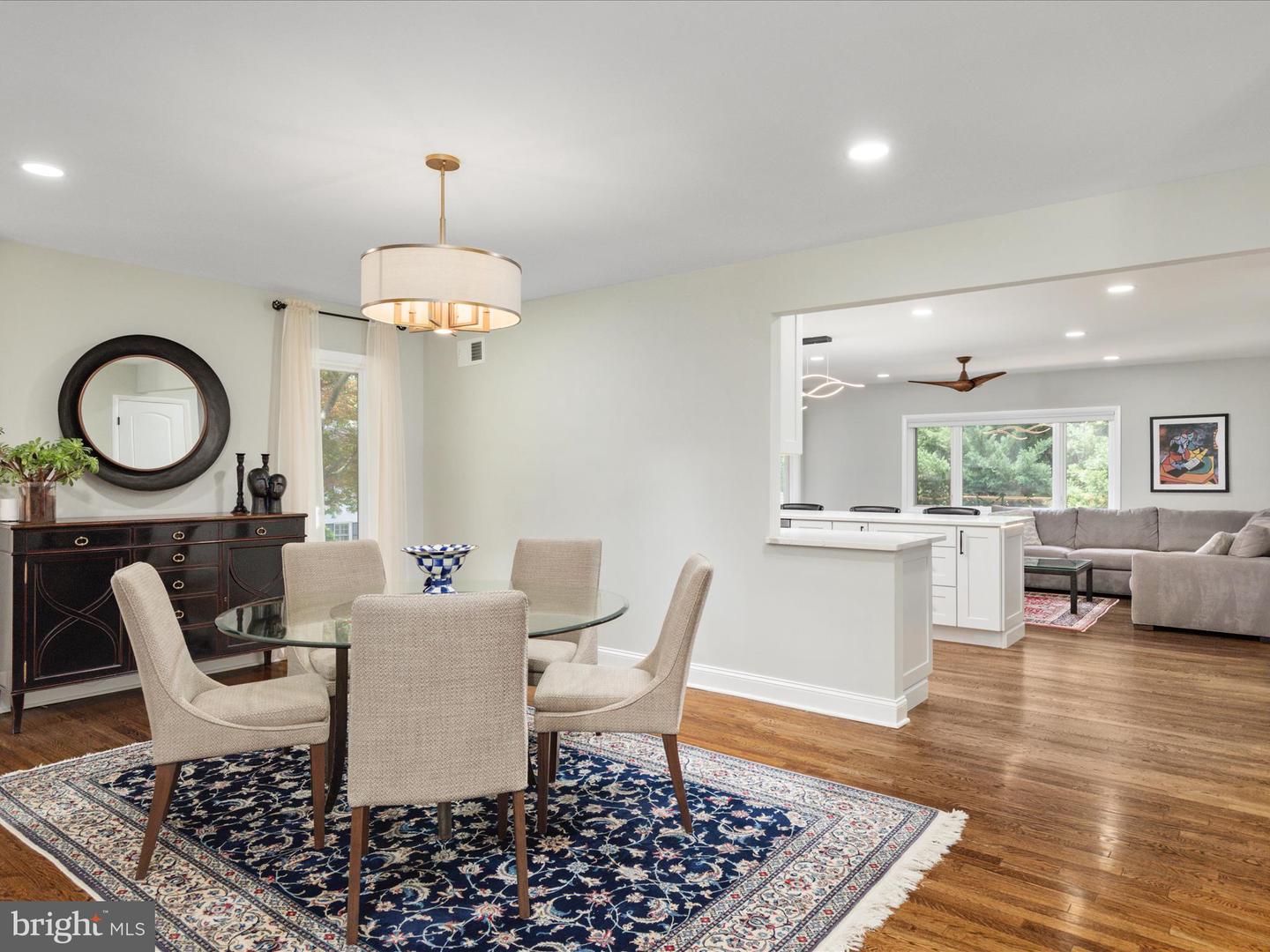 4041 41ST ST N, MCLEAN, Virginia 22101, 5 Bedrooms Bedrooms, ,3 BathroomsBathrooms,Residential,For sale,4041 41ST ST N,VAFX2238536 MLS # VAFX2238536