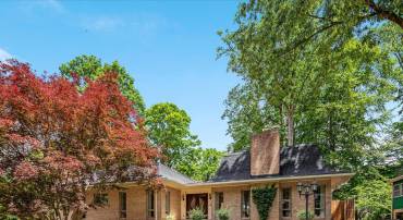 4041 41ST ST N, MCLEAN, Virginia 22101, 5 Bedrooms Bedrooms, ,3 BathroomsBathrooms,Residential,For sale,4041 41ST ST N,VAFX2238536 MLS # VAFX2238536