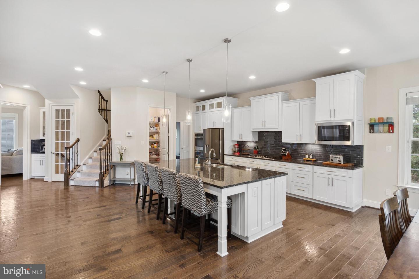 7578 GLEN POINTE CT, SPRINGFIELD, Virginia 22153, 5 Bedrooms Bedrooms, 20 Rooms Rooms,4 BathroomsBathrooms,Residential,For sale,7578 GLEN POINTE CT,VAFX2238568 MLS # VAFX2238568