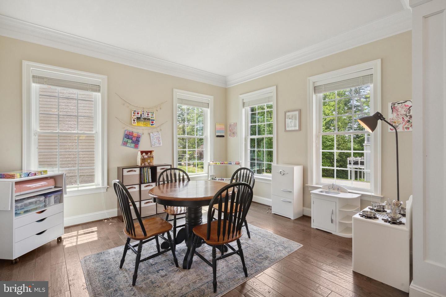 7578 GLEN POINTE CT, SPRINGFIELD, Virginia 22153, 5 Bedrooms Bedrooms, 20 Rooms Rooms,4 BathroomsBathrooms,Residential,For sale,7578 GLEN POINTE CT,VAFX2238568 MLS # VAFX2238568