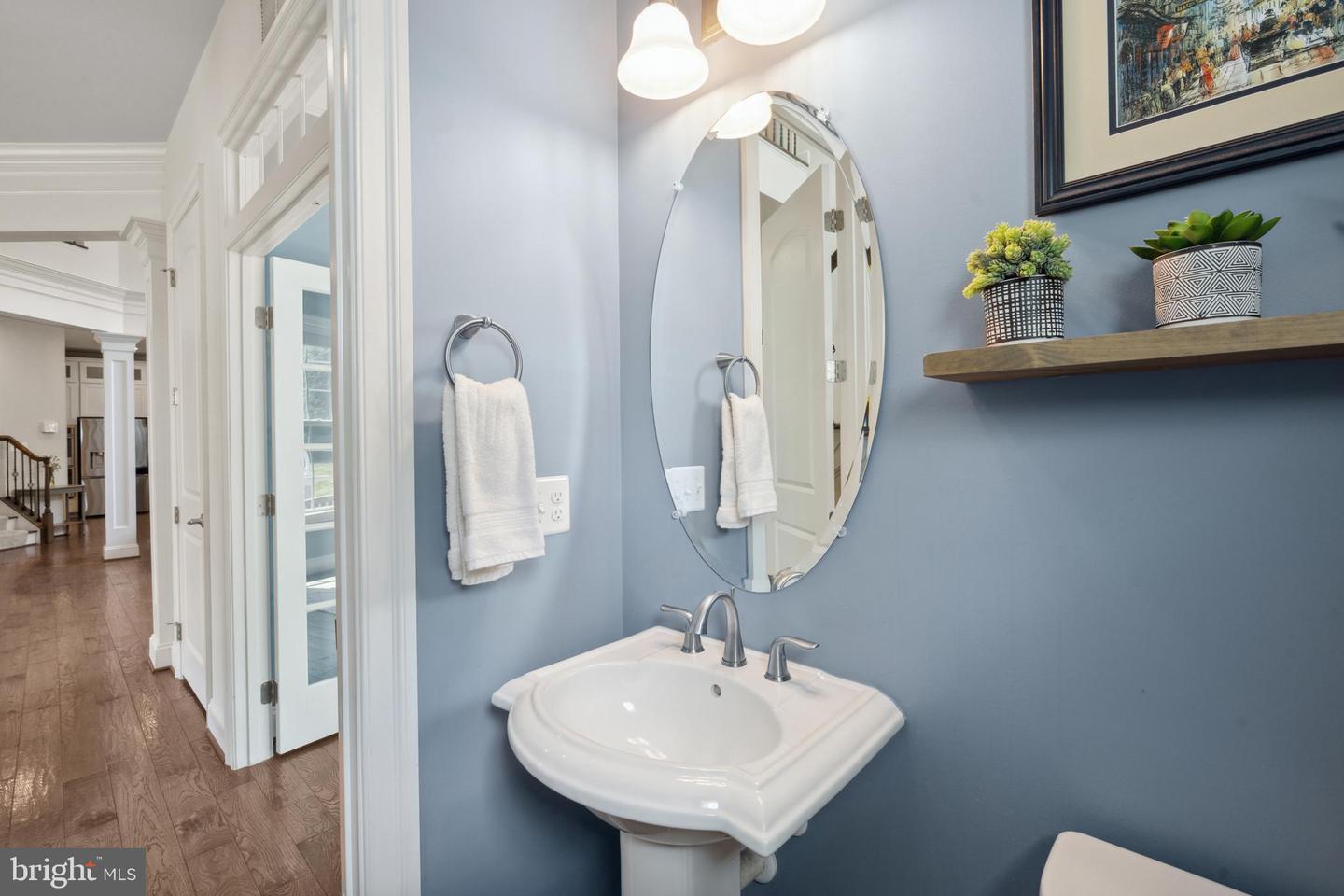 7578 GLEN POINTE CT, SPRINGFIELD, Virginia 22153, 5 Bedrooms Bedrooms, 20 Rooms Rooms,4 BathroomsBathrooms,Residential,For sale,7578 GLEN POINTE CT,VAFX2238568 MLS # VAFX2238568