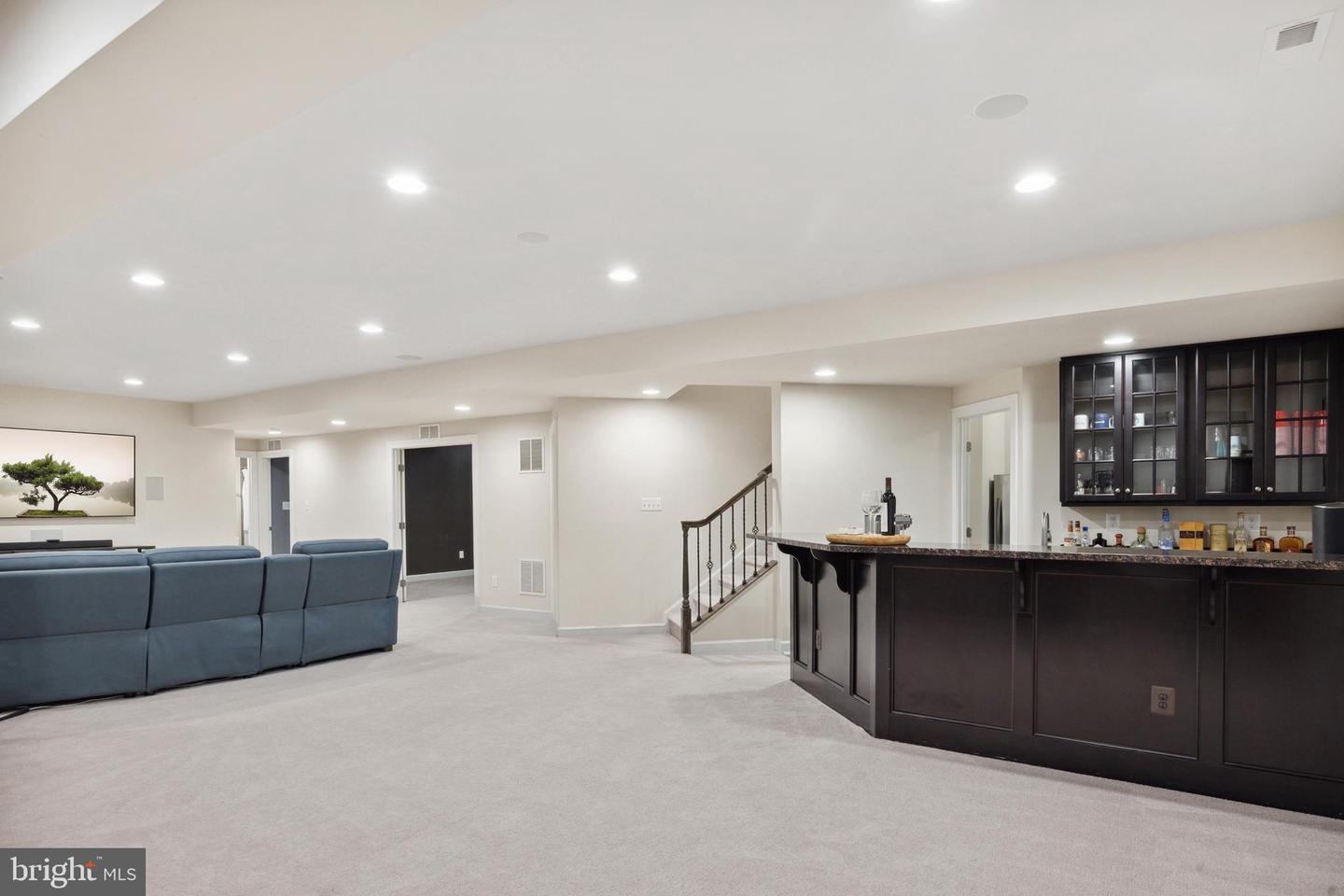 7578 GLEN POINTE CT, SPRINGFIELD, Virginia 22153, 5 Bedrooms Bedrooms, 20 Rooms Rooms,4 BathroomsBathrooms,Residential,For sale,7578 GLEN POINTE CT,VAFX2238568 MLS # VAFX2238568