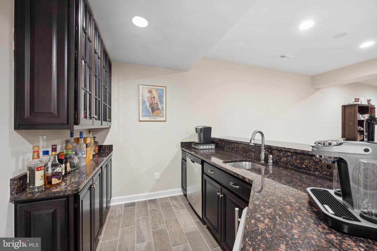 7578 GLEN POINTE CT, SPRINGFIELD, Virginia 22153, 5 Bedrooms Bedrooms, 20 Rooms Rooms,4 BathroomsBathrooms,Residential,For sale,7578 GLEN POINTE CT,VAFX2238568 MLS # VAFX2238568