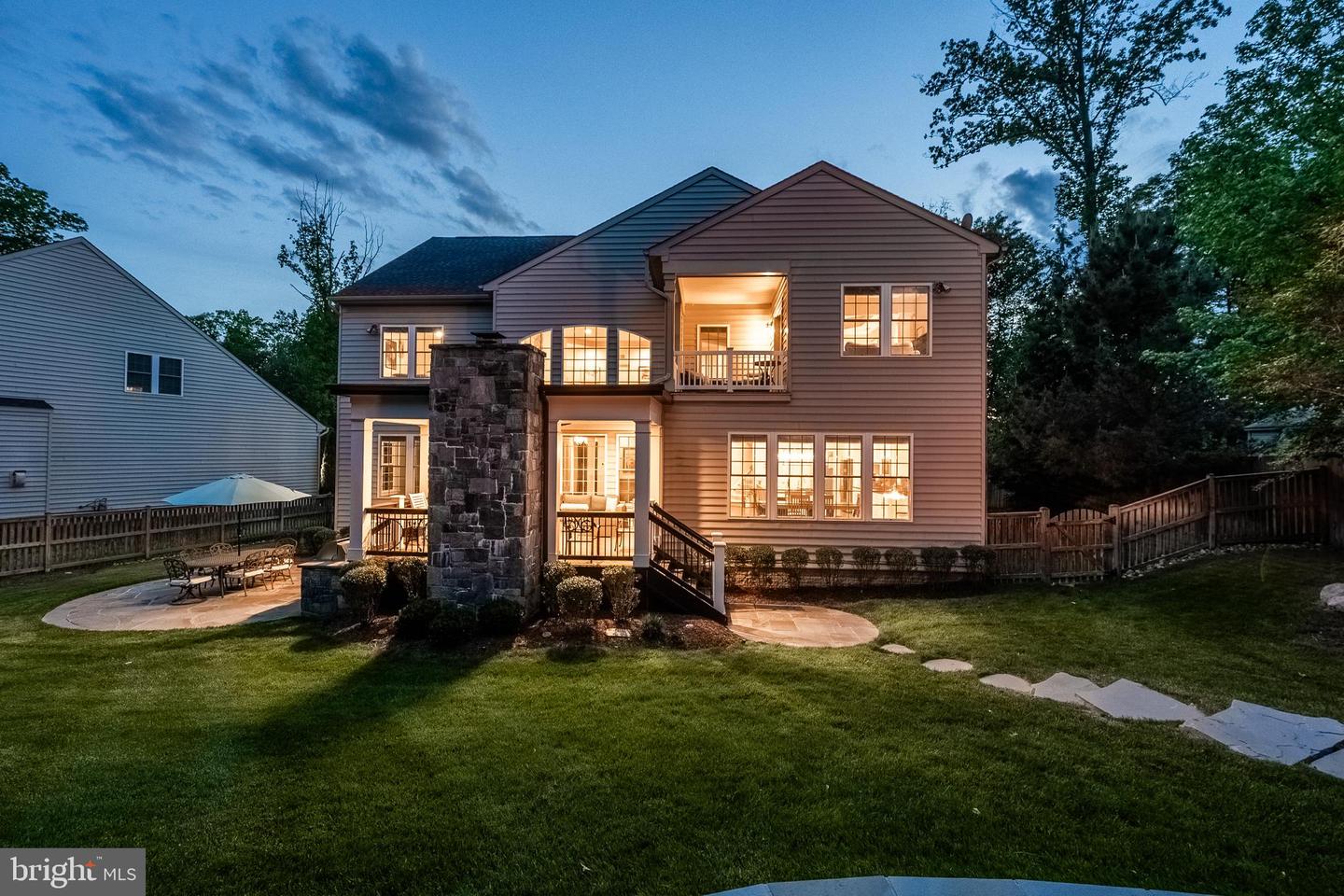 7578 GLEN POINTE CT, SPRINGFIELD, Virginia 22153, 5 Bedrooms Bedrooms, 20 Rooms Rooms,4 BathroomsBathrooms,Residential,For sale,7578 GLEN POINTE CT,VAFX2238568 MLS # VAFX2238568