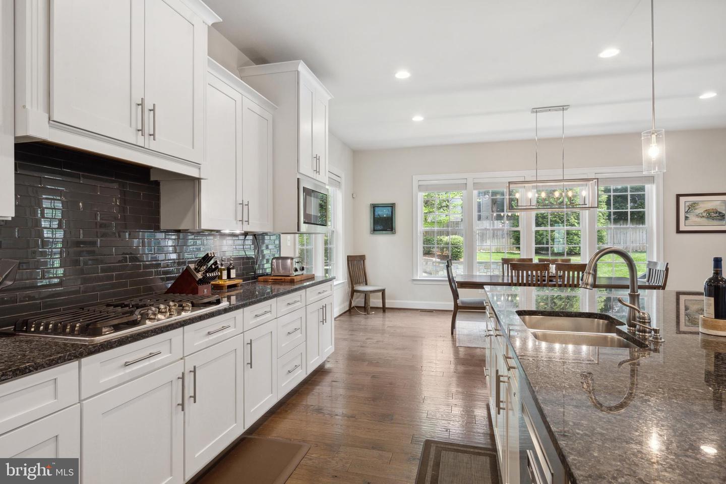 7578 GLEN POINTE CT, SPRINGFIELD, Virginia 22153, 5 Bedrooms Bedrooms, 20 Rooms Rooms,4 BathroomsBathrooms,Residential,For sale,7578 GLEN POINTE CT,VAFX2238568 MLS # VAFX2238568