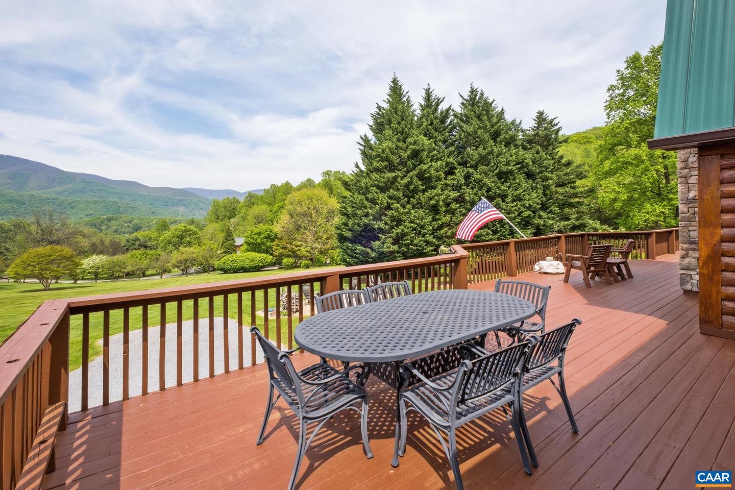 6 OLD ORCHARD LN, ROSELAND, Virginia 22967, 3 Bedrooms Bedrooms, ,3 BathroomsBathrooms,Residential,For sale,6 OLD ORCHARD LN,664064 MLS # 664064