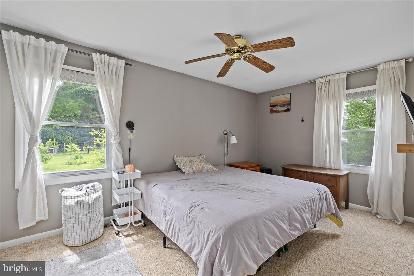 42 BEAGLE RD, FREDERICKSBURG, Virginia 22405, 3 Bedrooms Bedrooms, ,1 BathroomBathrooms,Residential,For sale,42 BEAGLE RD,VAST2038498 MLS # VAST2038498