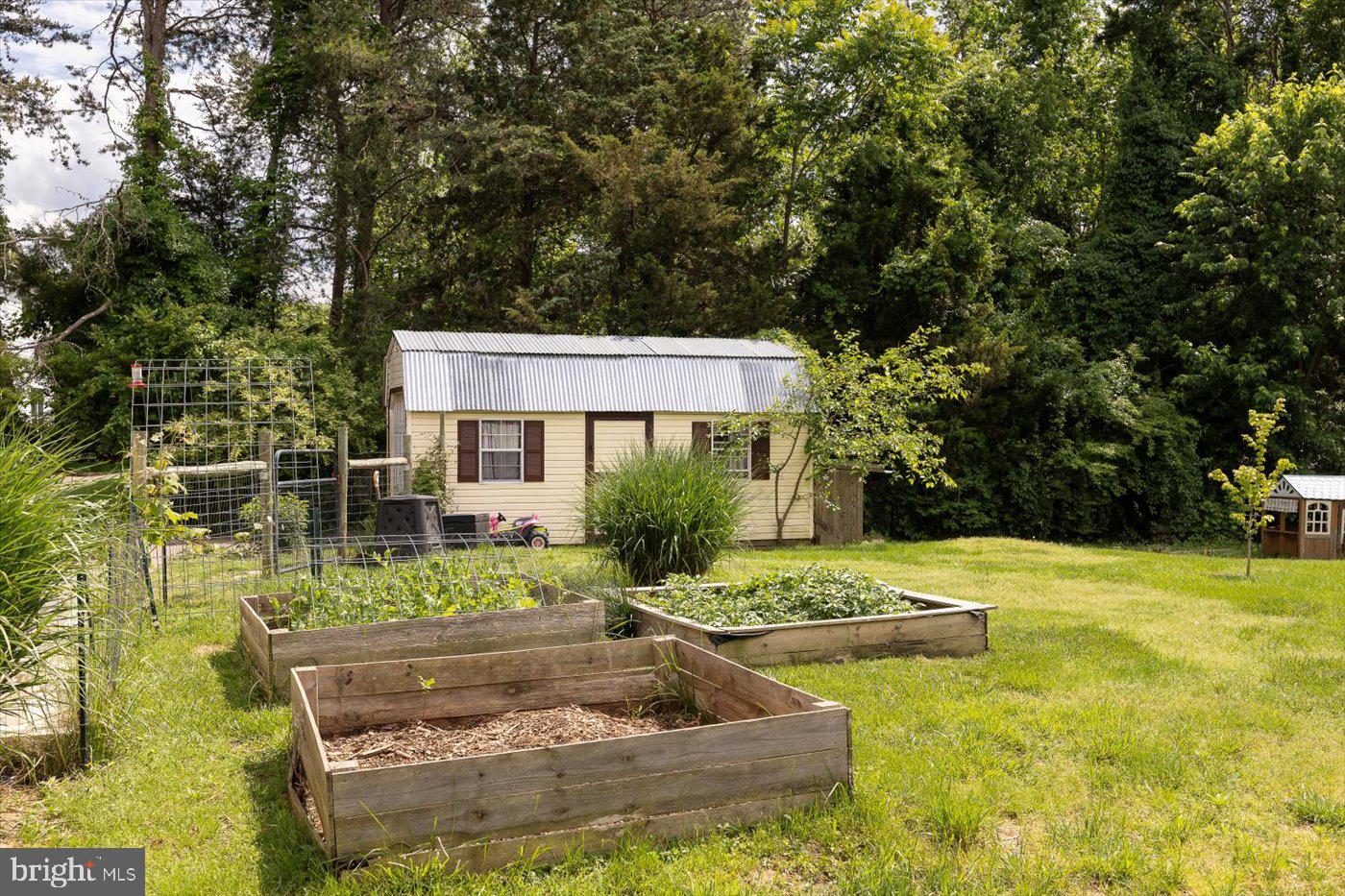 42 BEAGLE RD, FREDERICKSBURG, Virginia 22405, 3 Bedrooms Bedrooms, ,1 BathroomBathrooms,Residential,For sale,42 BEAGLE RD,VAST2038498 MLS # VAST2038498