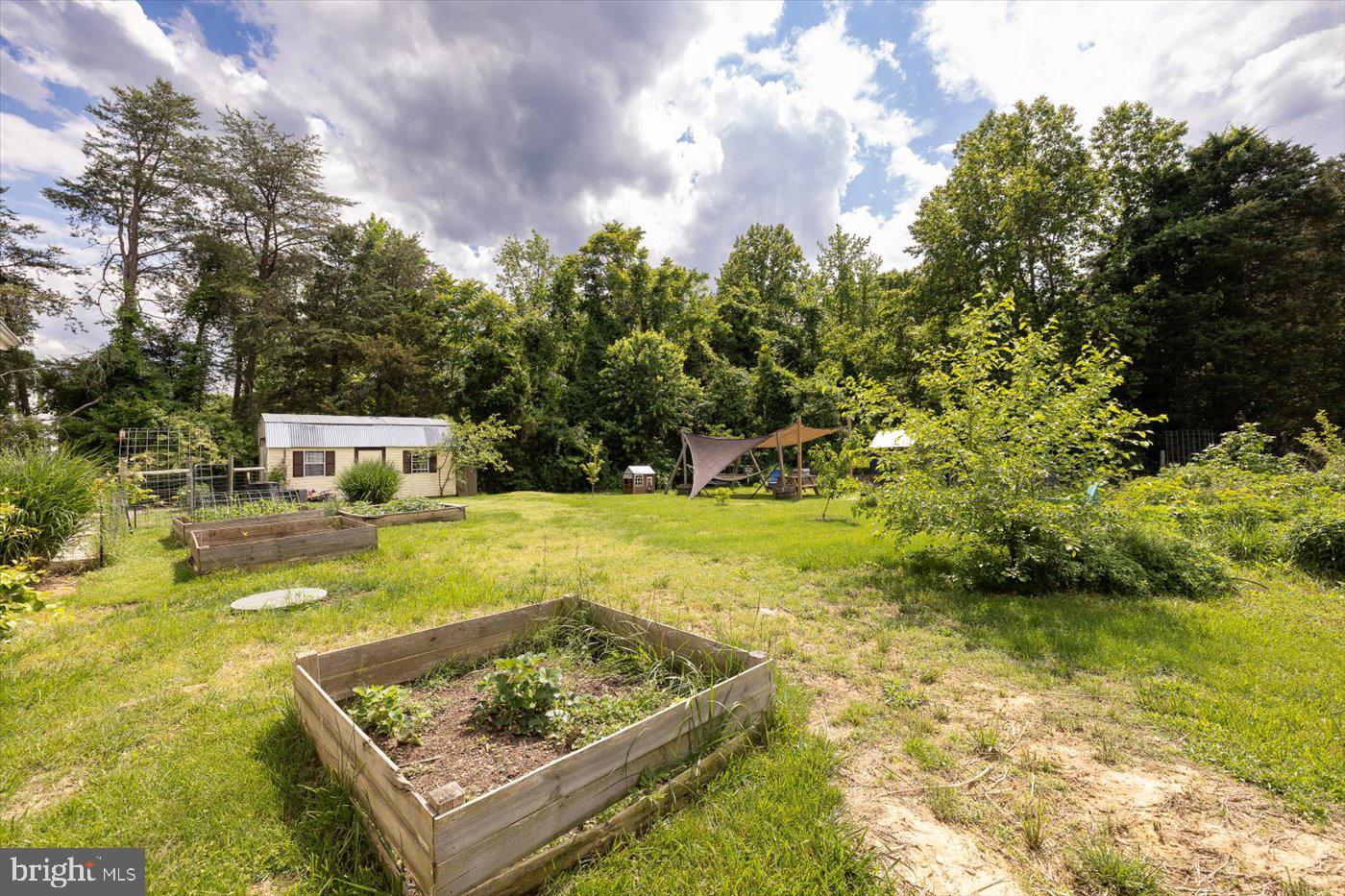 42 BEAGLE RD, FREDERICKSBURG, Virginia 22405, 3 Bedrooms Bedrooms, ,1 BathroomBathrooms,Residential,For sale,42 BEAGLE RD,VAST2038498 MLS # VAST2038498