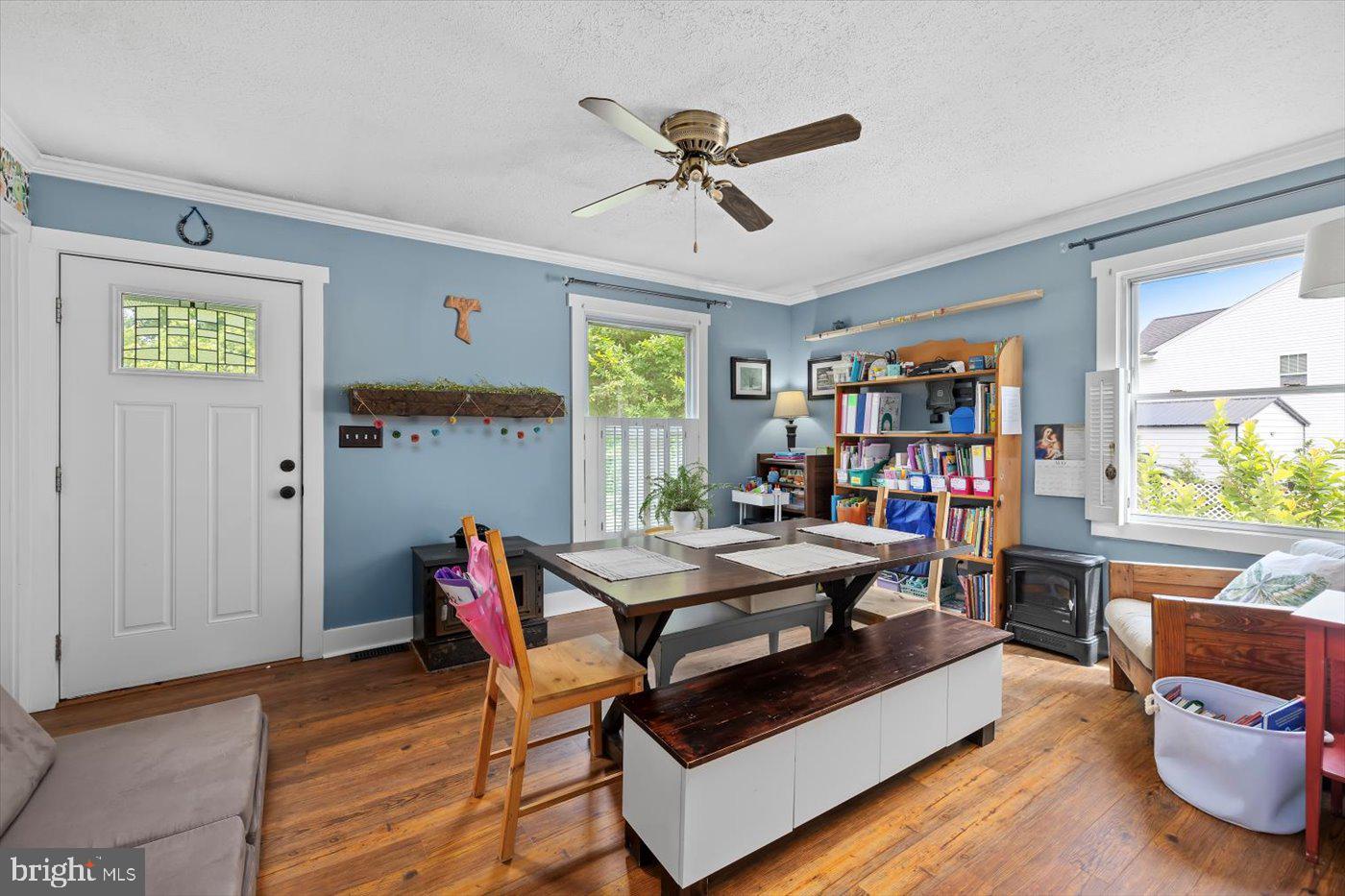 42 BEAGLE RD, FREDERICKSBURG, Virginia 22405, 3 Bedrooms Bedrooms, ,1 BathroomBathrooms,Residential,For sale,42 BEAGLE RD,VAST2038498 MLS # VAST2038498