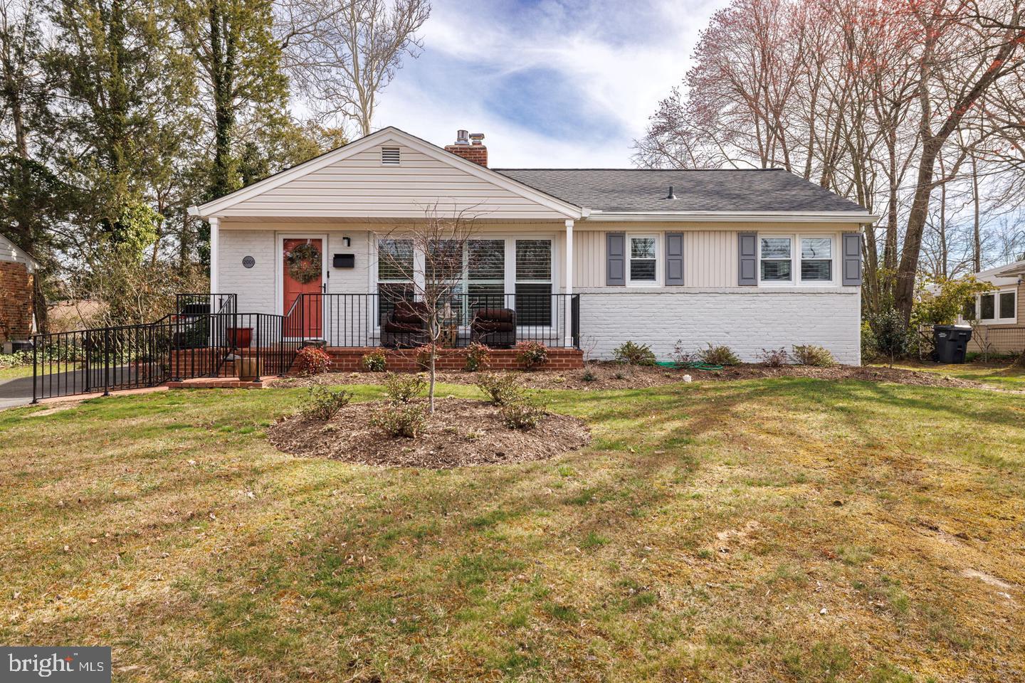 2001 SHENANDOAH RD, ALEXANDRIA, Virginia 22308, 3 Bedrooms Bedrooms, ,2 BathroomsBathrooms,Residential,For sale,2001 SHENANDOAH RD,VAFX2238302 MLS # VAFX2238302