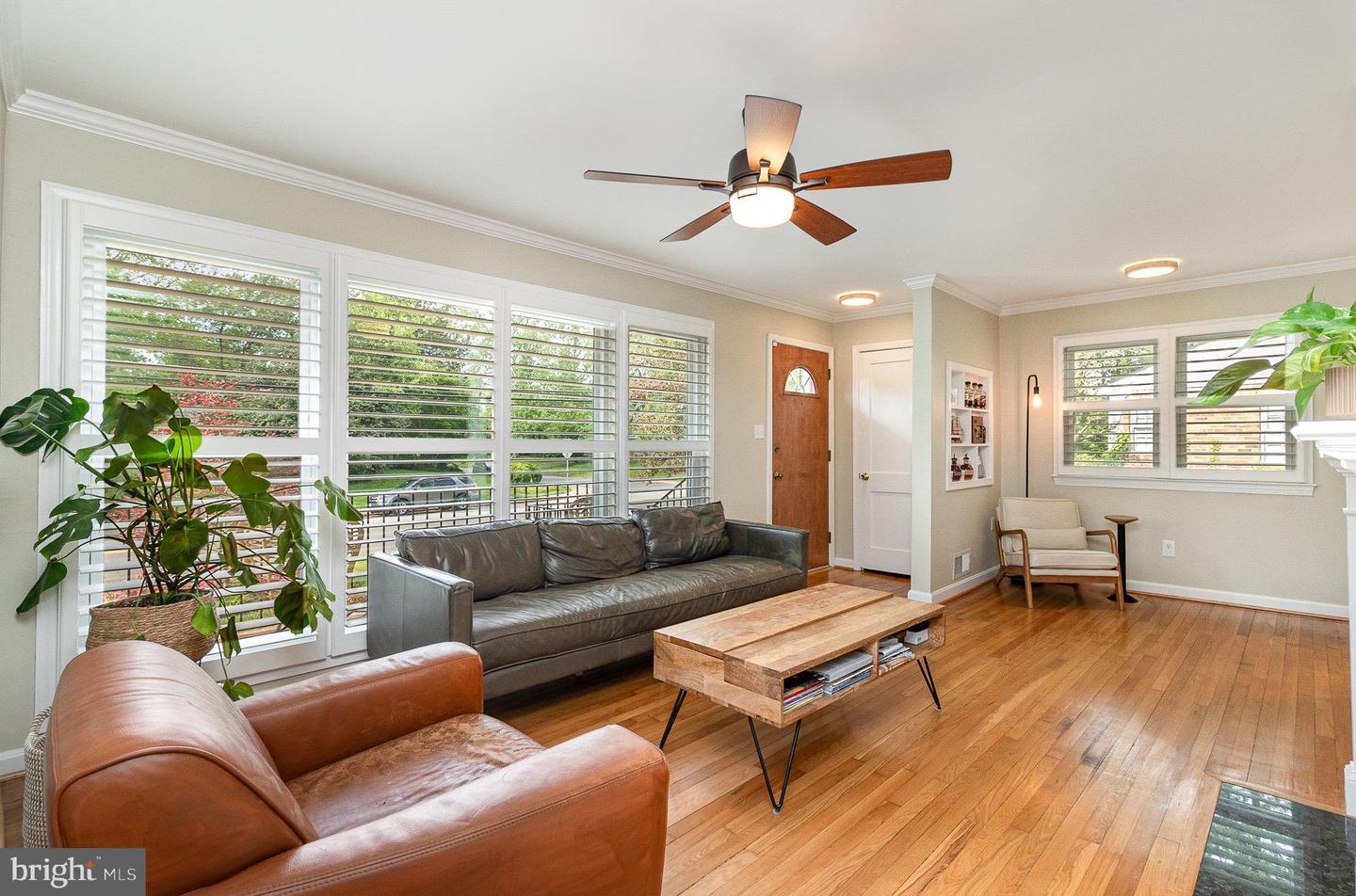 2001 SHENANDOAH RD, ALEXANDRIA, Virginia 22308, 3 Bedrooms Bedrooms, ,2 BathroomsBathrooms,Residential,For sale,2001 SHENANDOAH RD,VAFX2238302 MLS # VAFX2238302