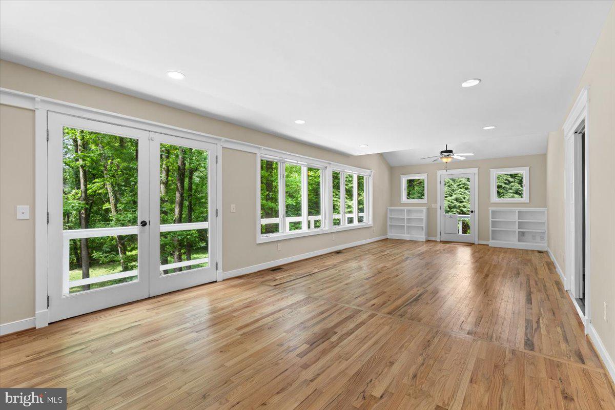 8122 STACEY RD, ALEXANDRIA, Virginia 22308, 5 Bedrooms Bedrooms, ,4 BathroomsBathrooms,Residential,For sale,8122 STACEY RD,VAFX2238430 MLS # VAFX2238430