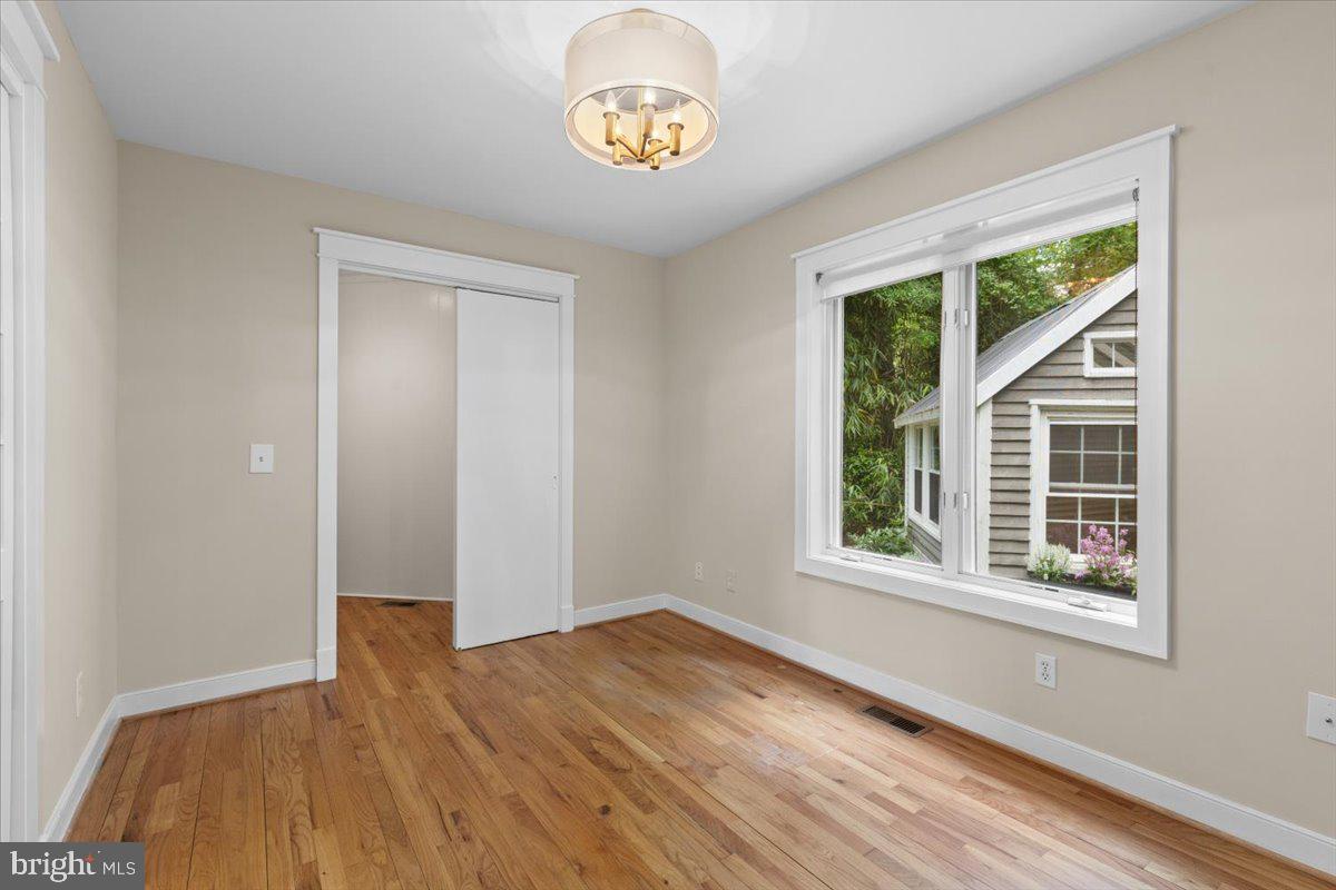 8122 STACEY RD, ALEXANDRIA, Virginia 22308, 5 Bedrooms Bedrooms, ,4 BathroomsBathrooms,Residential,For sale,8122 STACEY RD,VAFX2238430 MLS # VAFX2238430