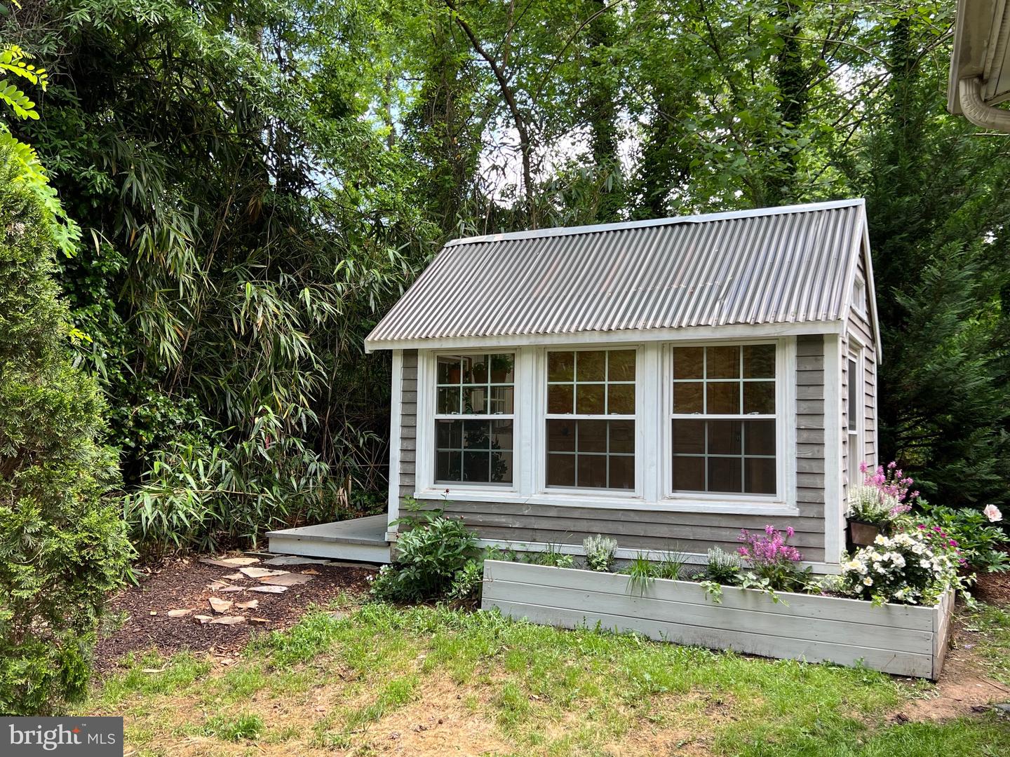 8122 STACEY RD, ALEXANDRIA, Virginia 22308, 5 Bedrooms Bedrooms, ,4 BathroomsBathrooms,Residential,For sale,8122 STACEY RD,VAFX2238430 MLS # VAFX2238430