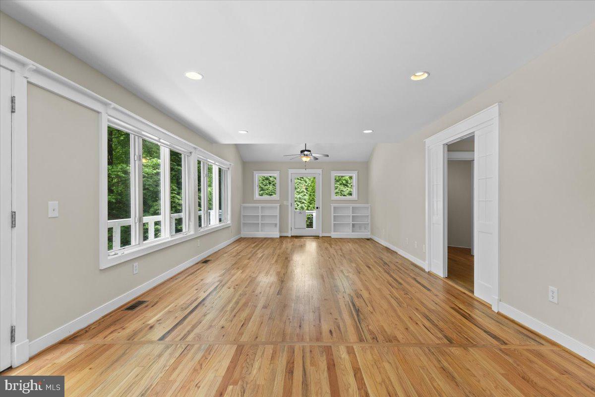 8122 STACEY RD, ALEXANDRIA, Virginia 22308, 5 Bedrooms Bedrooms, ,4 BathroomsBathrooms,Residential,For sale,8122 STACEY RD,VAFX2238430 MLS # VAFX2238430