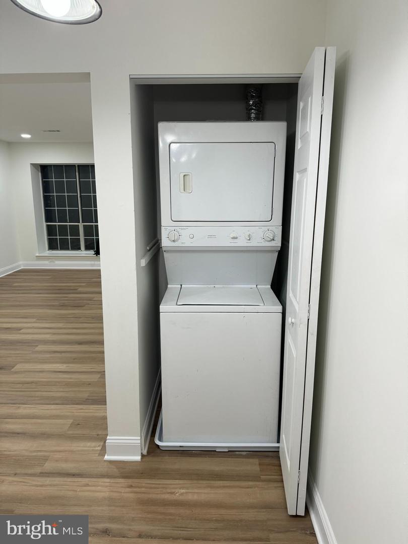 207 SAINT JOHNS SQ #207, STERLING, Virginia 20164, 2 Bedrooms Bedrooms, ,1 BathroomBathrooms,Residential,For sale,207 SAINT JOHNS SQ #207,VALO2095444 MLS # VALO2095444