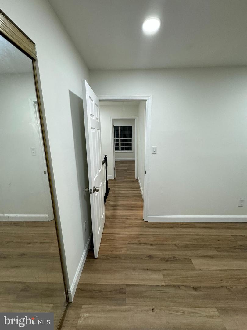 207 SAINT JOHNS SQ #207, STERLING, Virginia 20164, 2 Bedrooms Bedrooms, ,1 BathroomBathrooms,Residential,For sale,207 SAINT JOHNS SQ #207,VALO2095444 MLS # VALO2095444