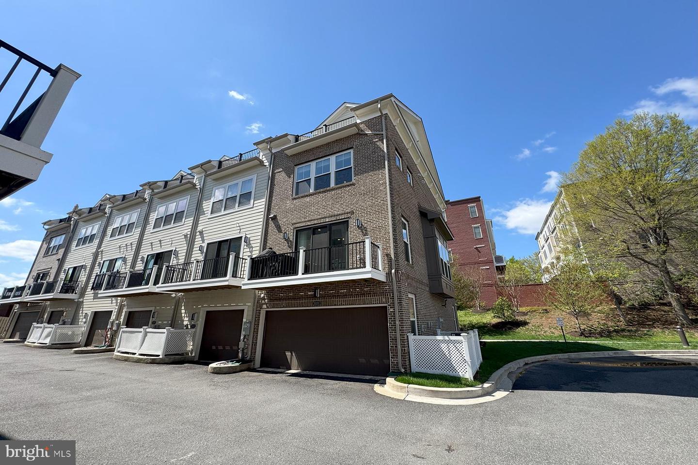 3020 7TH ST NE, WASHINGTON, District Of Columbia 20017, 3 Bedrooms Bedrooms, ,4 BathroomsBathrooms,Residential,For sale,3020 7TH ST NE,DCDC2198754 MLS # DCDC2198754