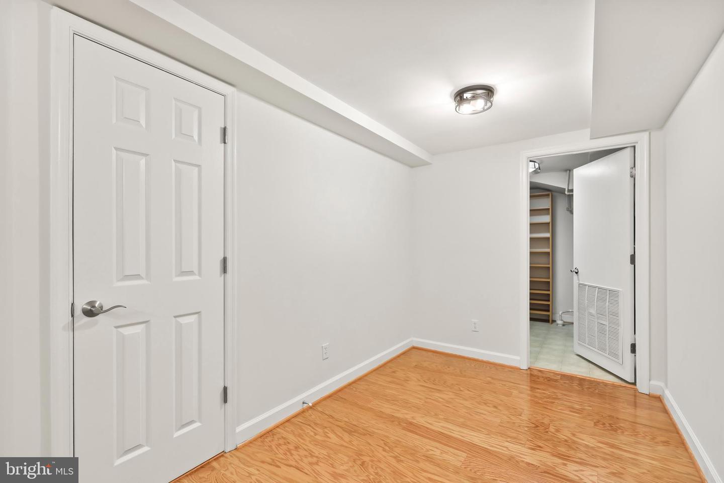 1521 N VAN DORN ST, ALEXANDRIA, Virginia 22304, 2 Bedrooms Bedrooms, ,2 BathroomsBathrooms,Residential,For sale,1521 N VAN DORN ST,VAAX2044882 MLS # VAAX2044882
