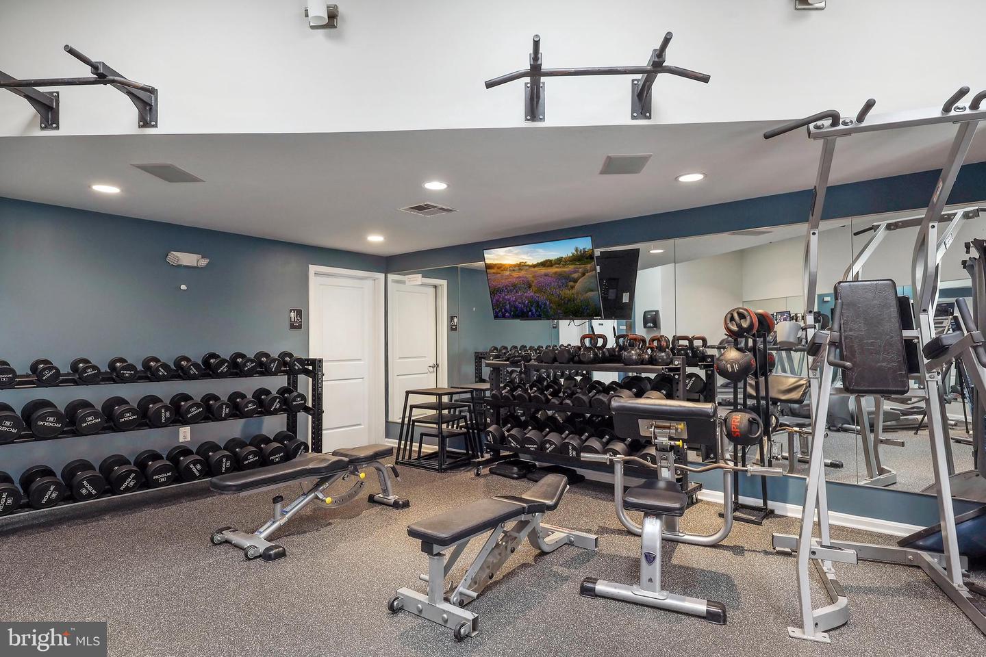 1521 N VAN DORN ST, ALEXANDRIA, Virginia 22304, 2 Bedrooms Bedrooms, ,2 BathroomsBathrooms,Residential,For sale,1521 N VAN DORN ST,VAAX2044882 MLS # VAAX2044882