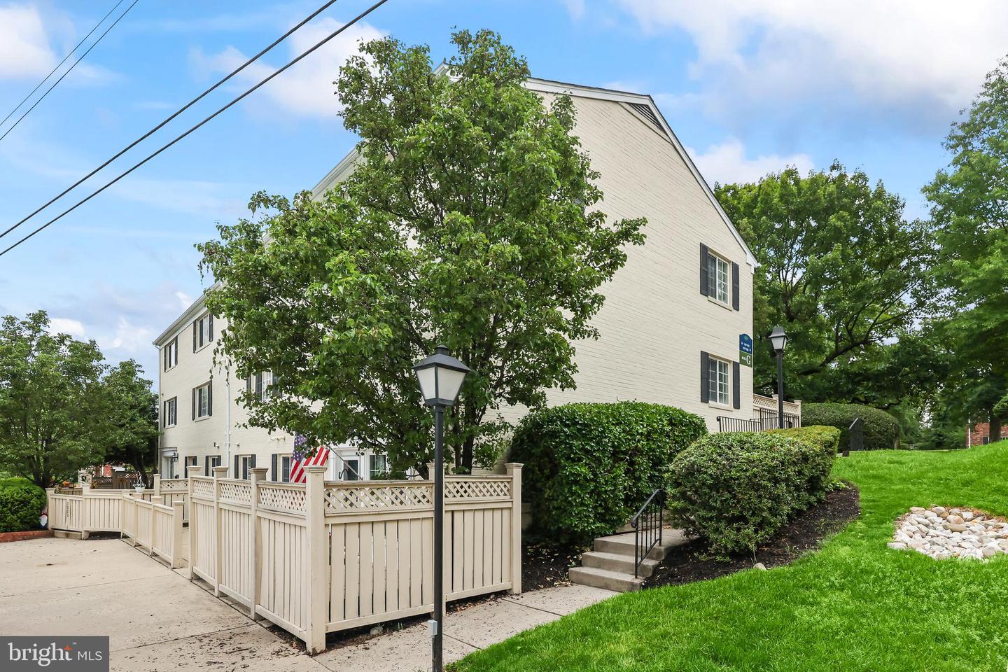 1521 N VAN DORN ST, ALEXANDRIA, Virginia 22304, 2 Bedrooms Bedrooms, ,2 BathroomsBathrooms,Residential,For sale,1521 N VAN DORN ST,VAAX2044882 MLS # VAAX2044882