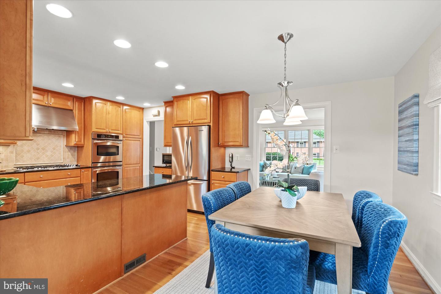 8410 CROWN PL, ALEXANDRIA, Virginia 22308, 4 Bedrooms Bedrooms, ,2 BathroomsBathrooms,Residential,For sale,8410 CROWN PL,VAFX2238548 MLS # VAFX2238548