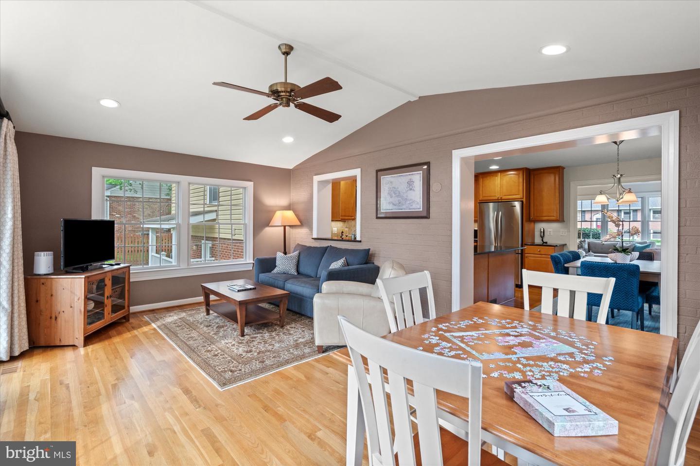 8410 CROWN PL, ALEXANDRIA, Virginia 22308, 4 Bedrooms Bedrooms, ,2 BathroomsBathrooms,Residential,For sale,8410 CROWN PL,VAFX2238548 MLS # VAFX2238548