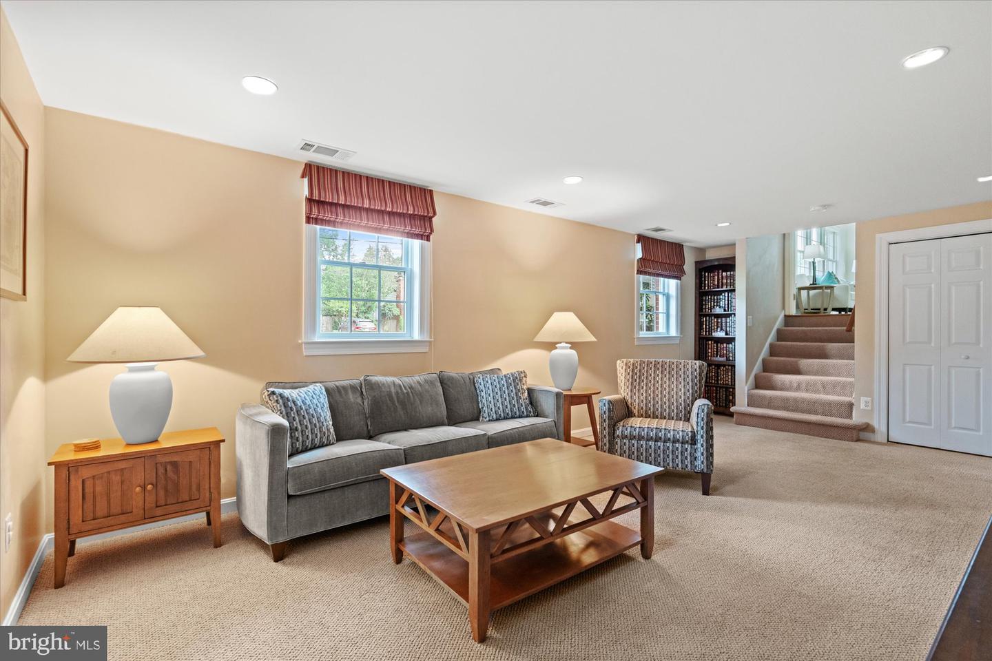8410 CROWN PL, ALEXANDRIA, Virginia 22308, 4 Bedrooms Bedrooms, ,2 BathroomsBathrooms,Residential,For sale,8410 CROWN PL,VAFX2238548 MLS # VAFX2238548