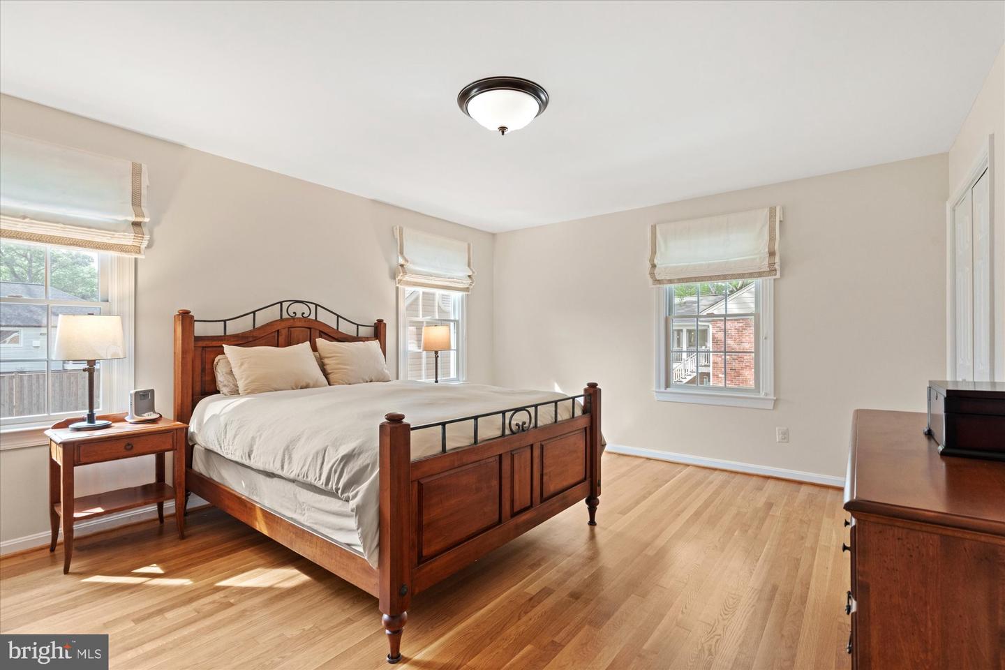 8410 CROWN PL, ALEXANDRIA, Virginia 22308, 4 Bedrooms Bedrooms, ,2 BathroomsBathrooms,Residential,For sale,8410 CROWN PL,VAFX2238548 MLS # VAFX2238548
