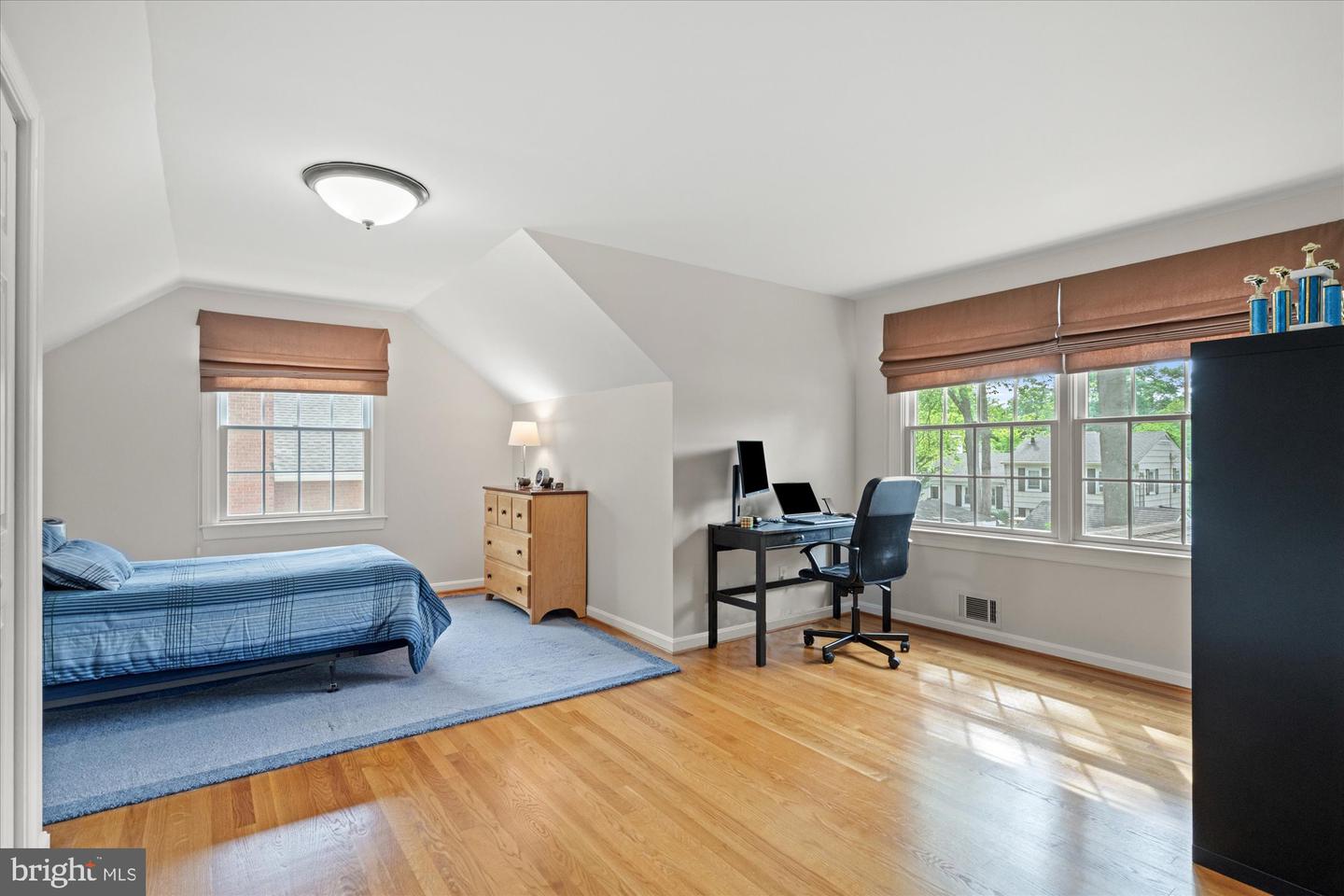 8410 CROWN PL, ALEXANDRIA, Virginia 22308, 4 Bedrooms Bedrooms, ,2 BathroomsBathrooms,Residential,For sale,8410 CROWN PL,VAFX2238548 MLS # VAFX2238548