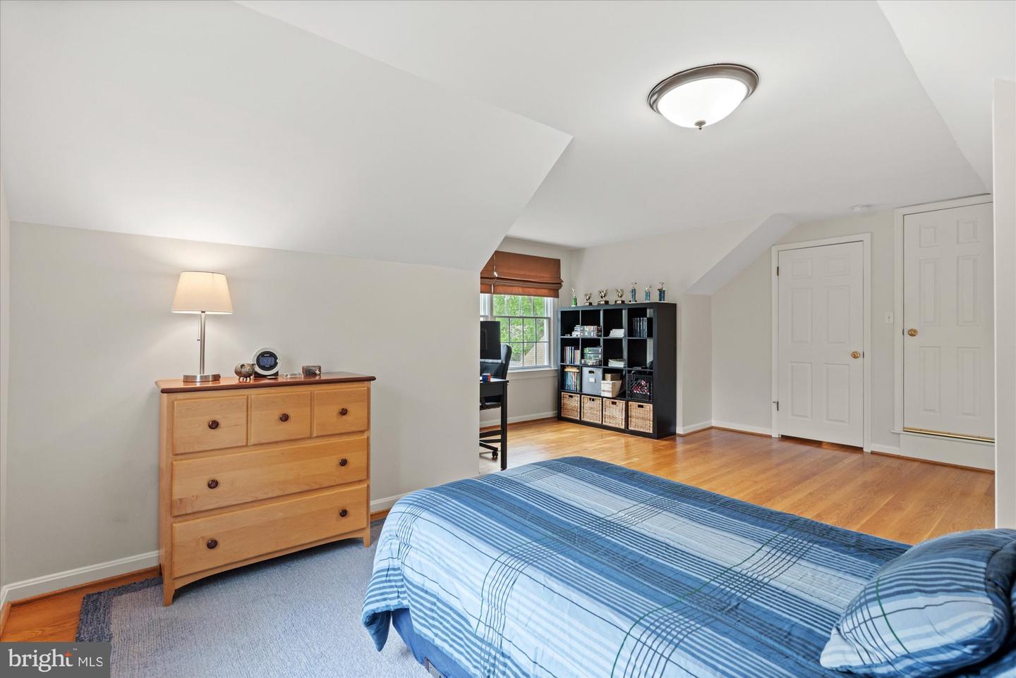 8410 CROWN PL, ALEXANDRIA, Virginia 22308, 4 Bedrooms Bedrooms, ,2 BathroomsBathrooms,Residential,For sale,8410 CROWN PL,VAFX2238548 MLS # VAFX2238548