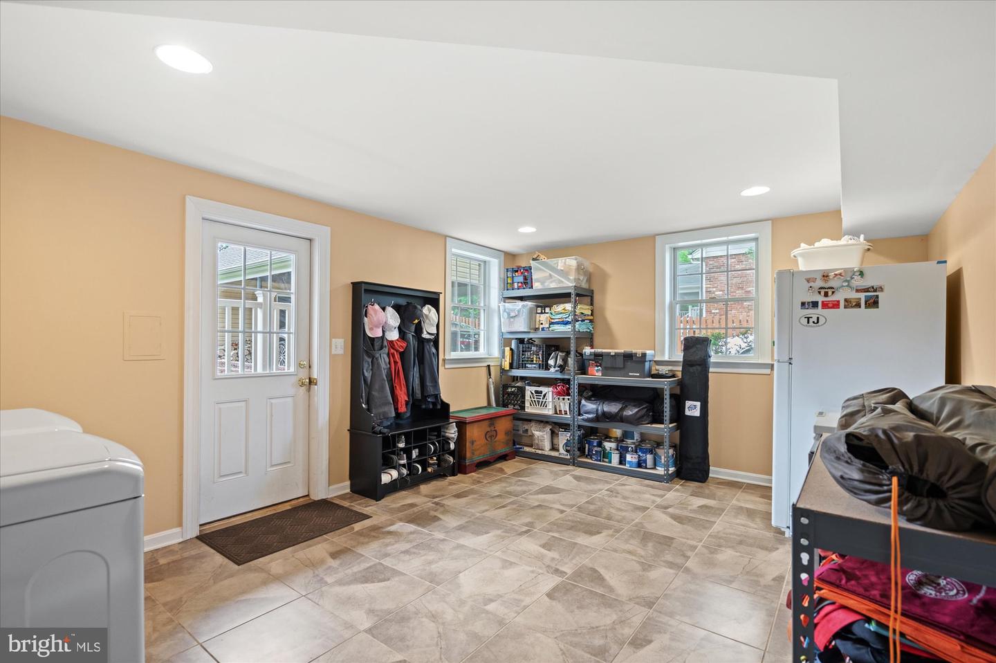 8410 CROWN PL, ALEXANDRIA, Virginia 22308, 4 Bedrooms Bedrooms, ,2 BathroomsBathrooms,Residential,For sale,8410 CROWN PL,VAFX2238548 MLS # VAFX2238548