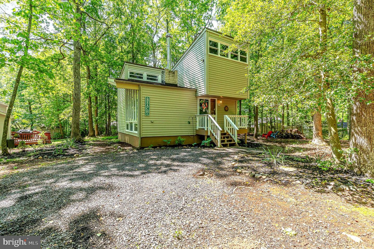 207 CUMBERLAND CIR, LOCUST GROVE, Virginia 22508, 3 Bedrooms Bedrooms, ,1 BathroomBathrooms,Residential,For sale,207 CUMBERLAND CIR,VAOR2009600 MLS # VAOR2009600