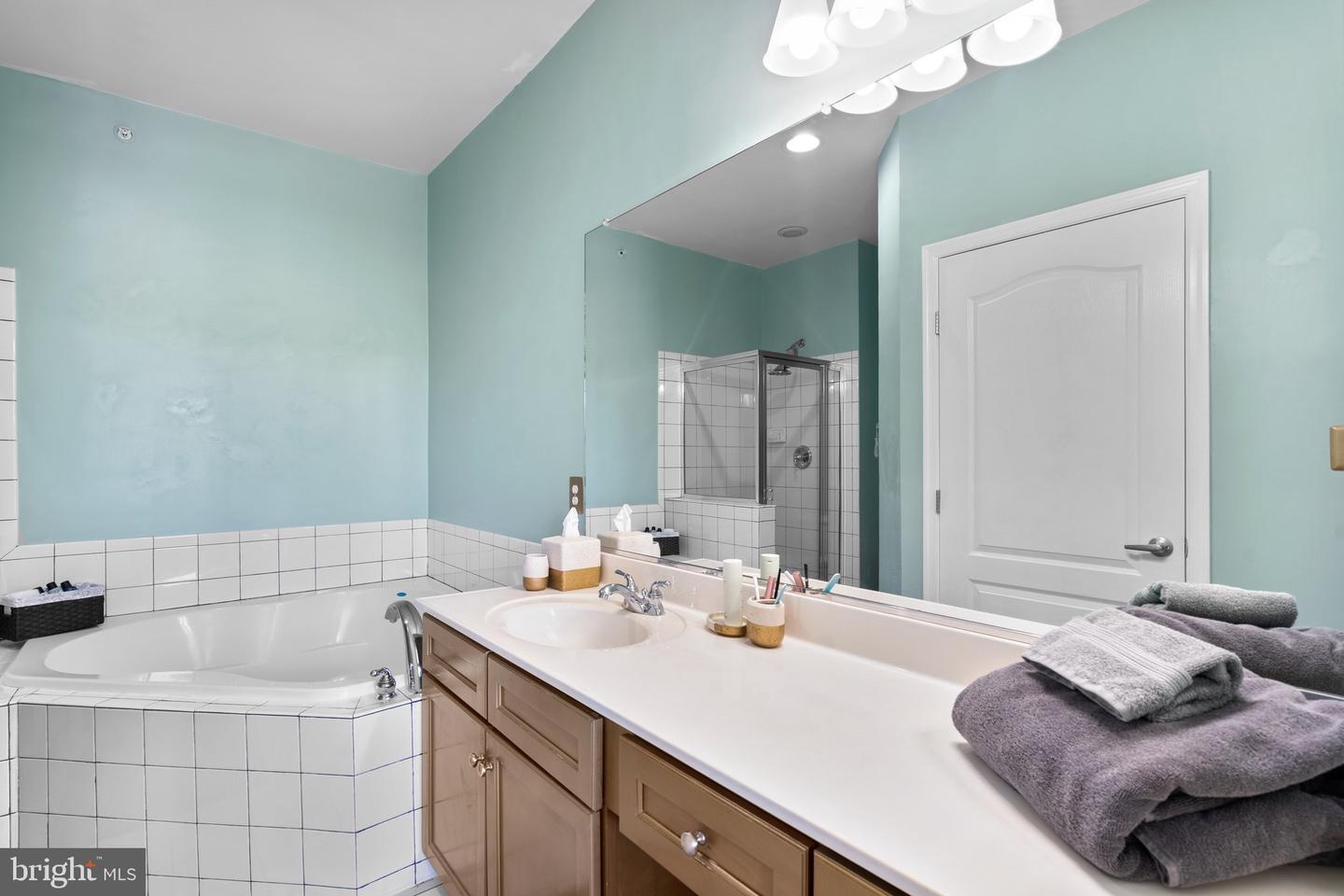 9000 LORTON STATION BLVD #2-109, LORTON, Virginia 22079, 2 Bedrooms Bedrooms, ,2 BathroomsBathrooms,Residential,For sale,9000 LORTON STATION BLVD #2-109,VAFX2238698 MLS # VAFX2238698