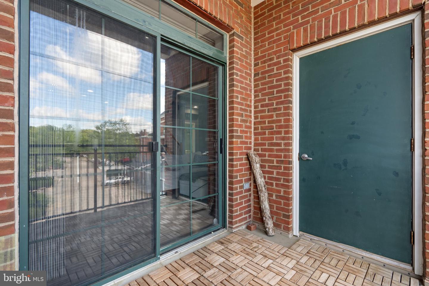 9000 LORTON STATION BLVD #2-109, LORTON, Virginia 22079, 2 Bedrooms Bedrooms, ,2 BathroomsBathrooms,Residential,For sale,9000 LORTON STATION BLVD #2-109,VAFX2238698 MLS # VAFX2238698