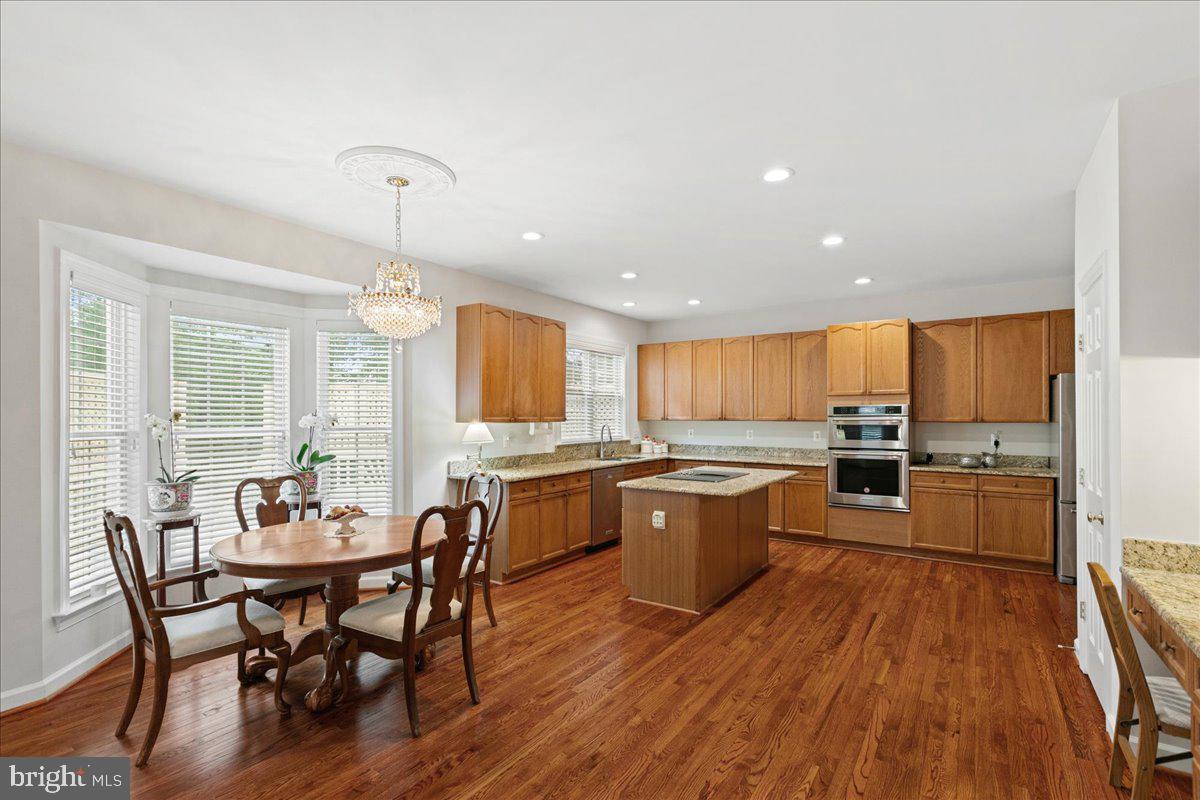 5387 WILLOW VALLEY RD, CLIFTON, Virginia 20124, 4 Bedrooms Bedrooms, ,3 BathroomsBathrooms,Residential,For sale,5387 WILLOW VALLEY RD,VAFX2238876 MLS # VAFX2238876