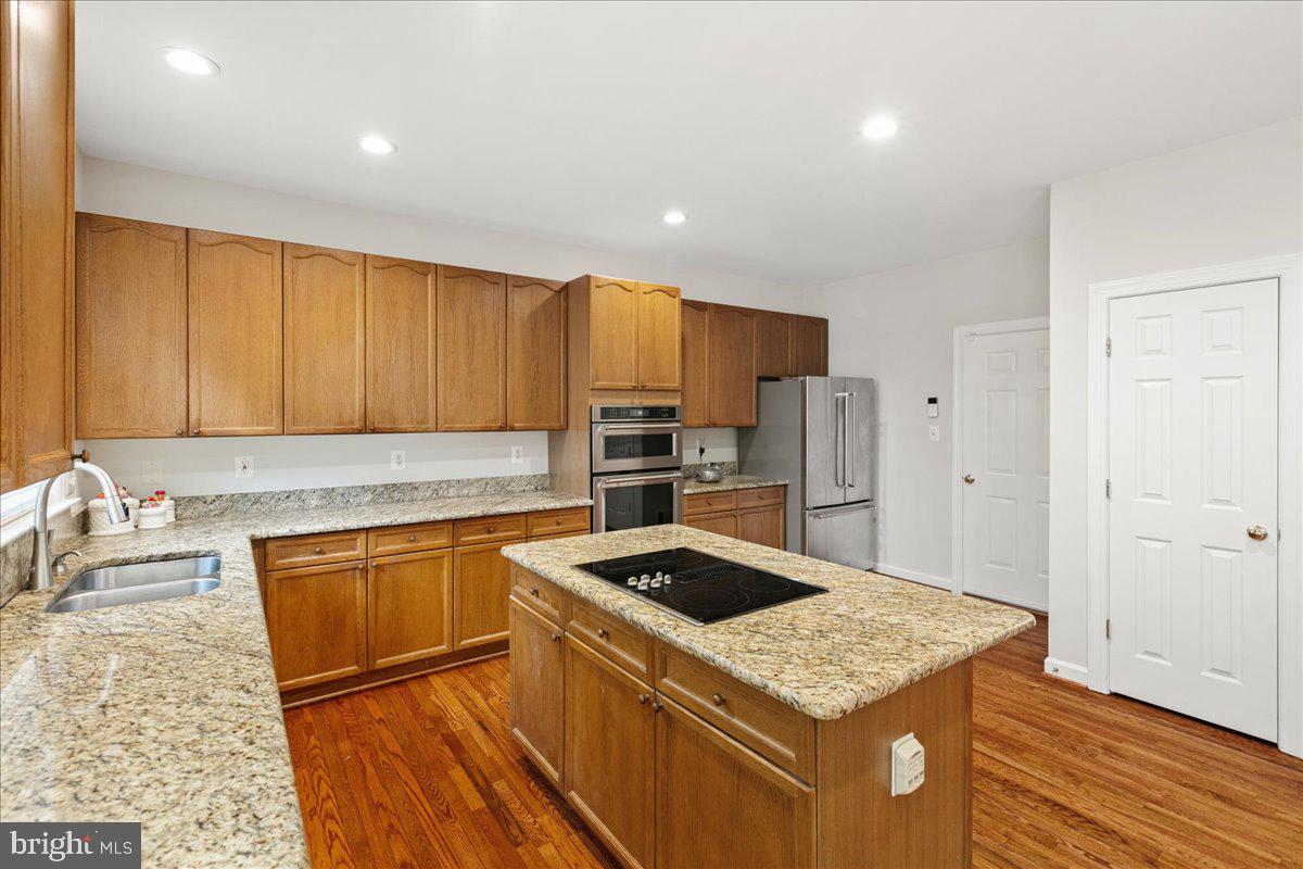 5387 WILLOW VALLEY RD, CLIFTON, Virginia 20124, 4 Bedrooms Bedrooms, ,3 BathroomsBathrooms,Residential,For sale,5387 WILLOW VALLEY RD,VAFX2238876 MLS # VAFX2238876