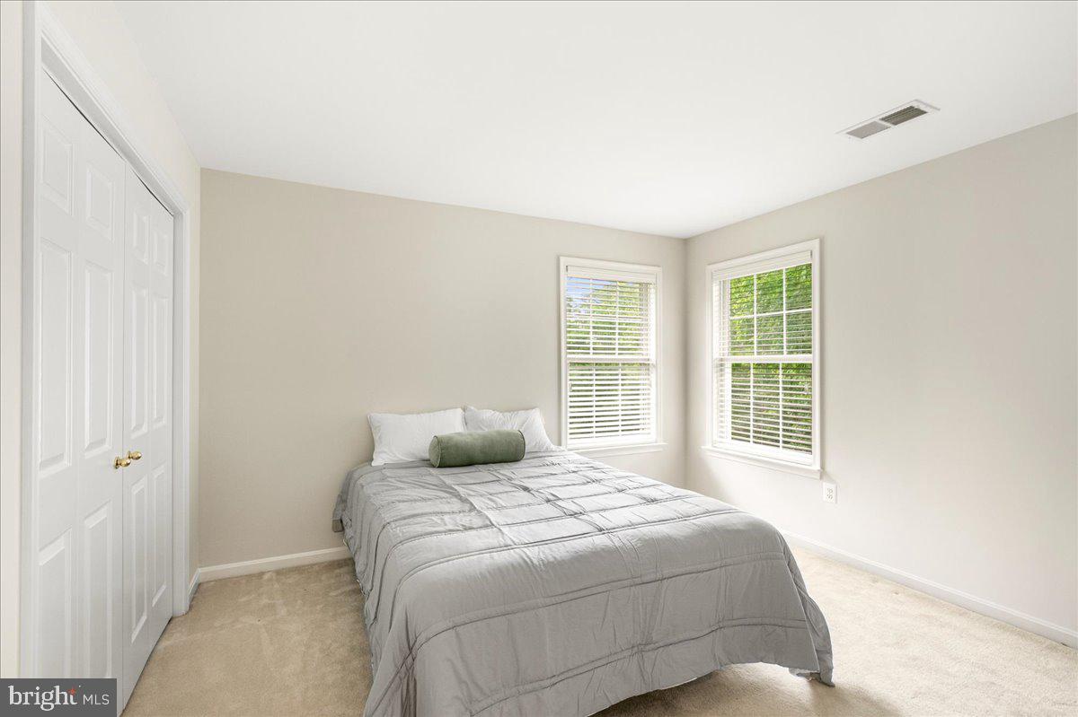 5387 WILLOW VALLEY RD, CLIFTON, Virginia 20124, 4 Bedrooms Bedrooms, ,3 BathroomsBathrooms,Residential,For sale,5387 WILLOW VALLEY RD,VAFX2238876 MLS # VAFX2238876