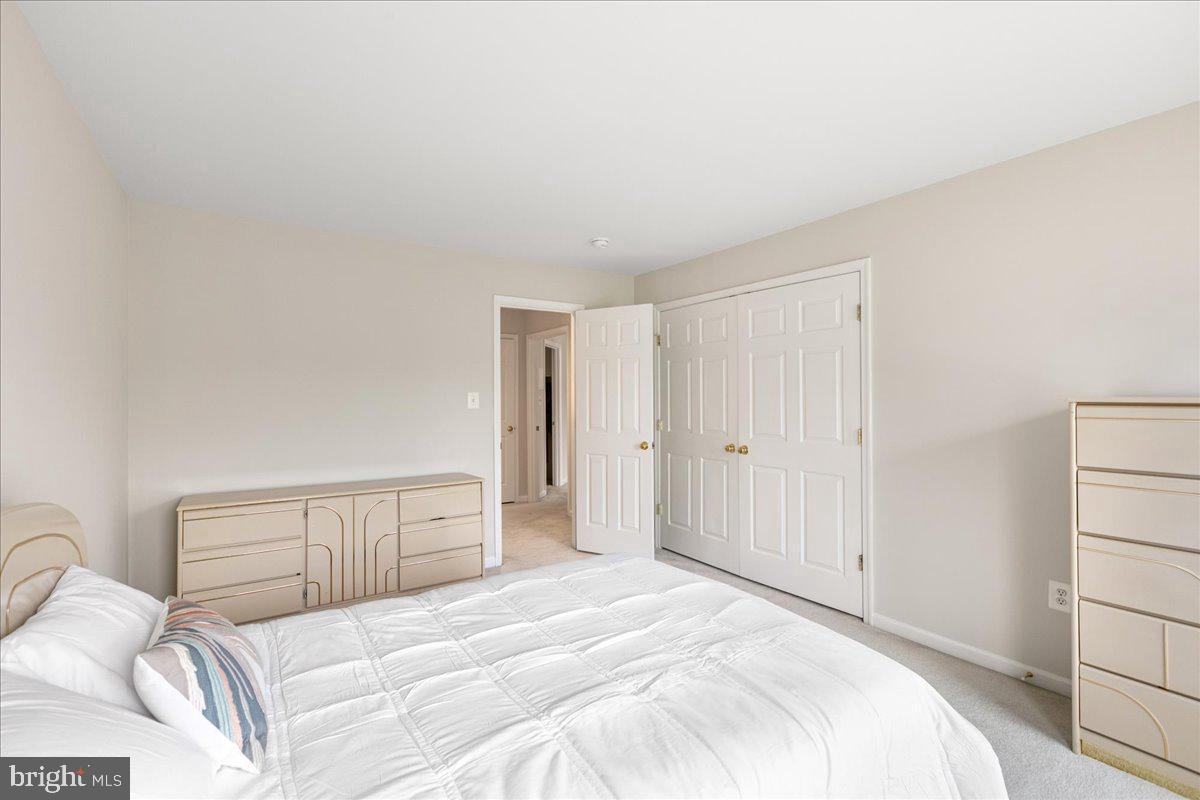 5387 WILLOW VALLEY RD, CLIFTON, Virginia 20124, 4 Bedrooms Bedrooms, ,3 BathroomsBathrooms,Residential,For sale,5387 WILLOW VALLEY RD,VAFX2238876 MLS # VAFX2238876