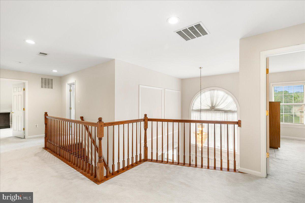 5387 WILLOW VALLEY RD, CLIFTON, Virginia 20124, 4 Bedrooms Bedrooms, ,3 BathroomsBathrooms,Residential,For sale,5387 WILLOW VALLEY RD,VAFX2238876 MLS # VAFX2238876