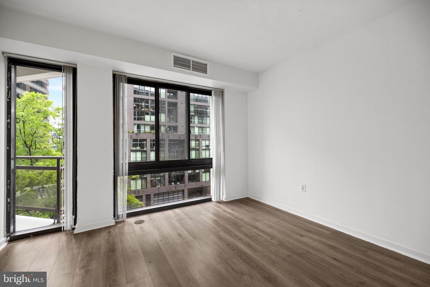 1530 KEY BLVD #617, ARLINGTON, Virginia 22209, 1 Bedroom Bedrooms, ,1 BathroomBathrooms,Residential,For sale,1530 KEY BLVD #617,VAAR2057096 MLS # VAAR2057096